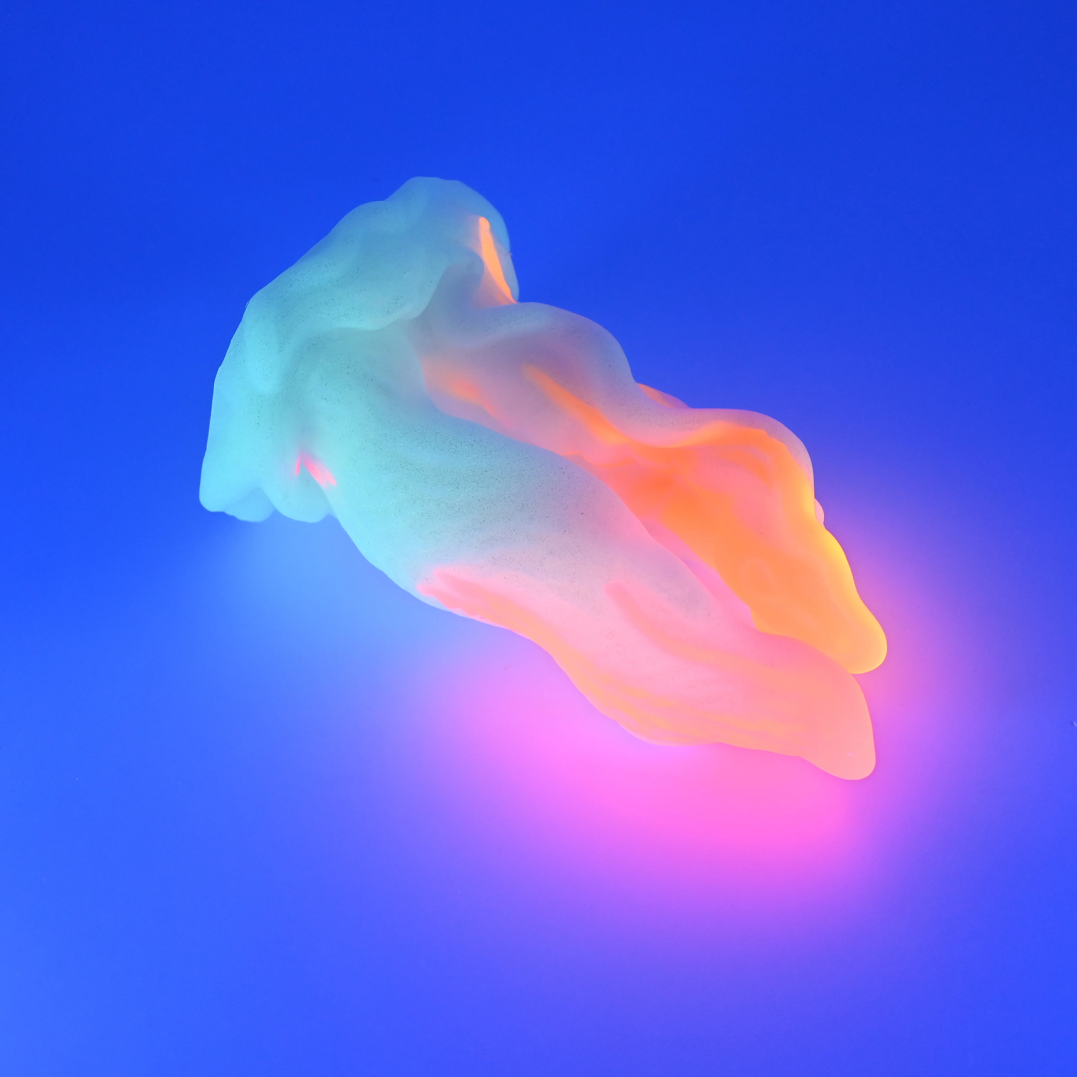 A4MHE04 Alara Large 0050 UV GITD - Image 3