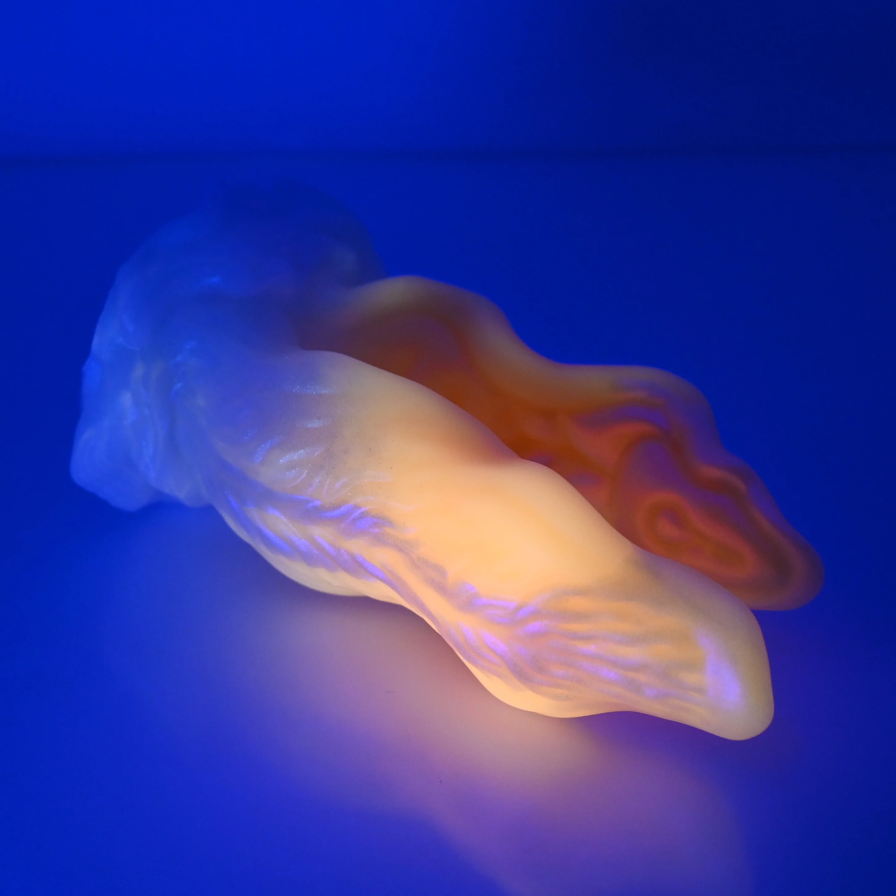 A3MFJ87 Alara Medium 0050 UV GITD - Image 3