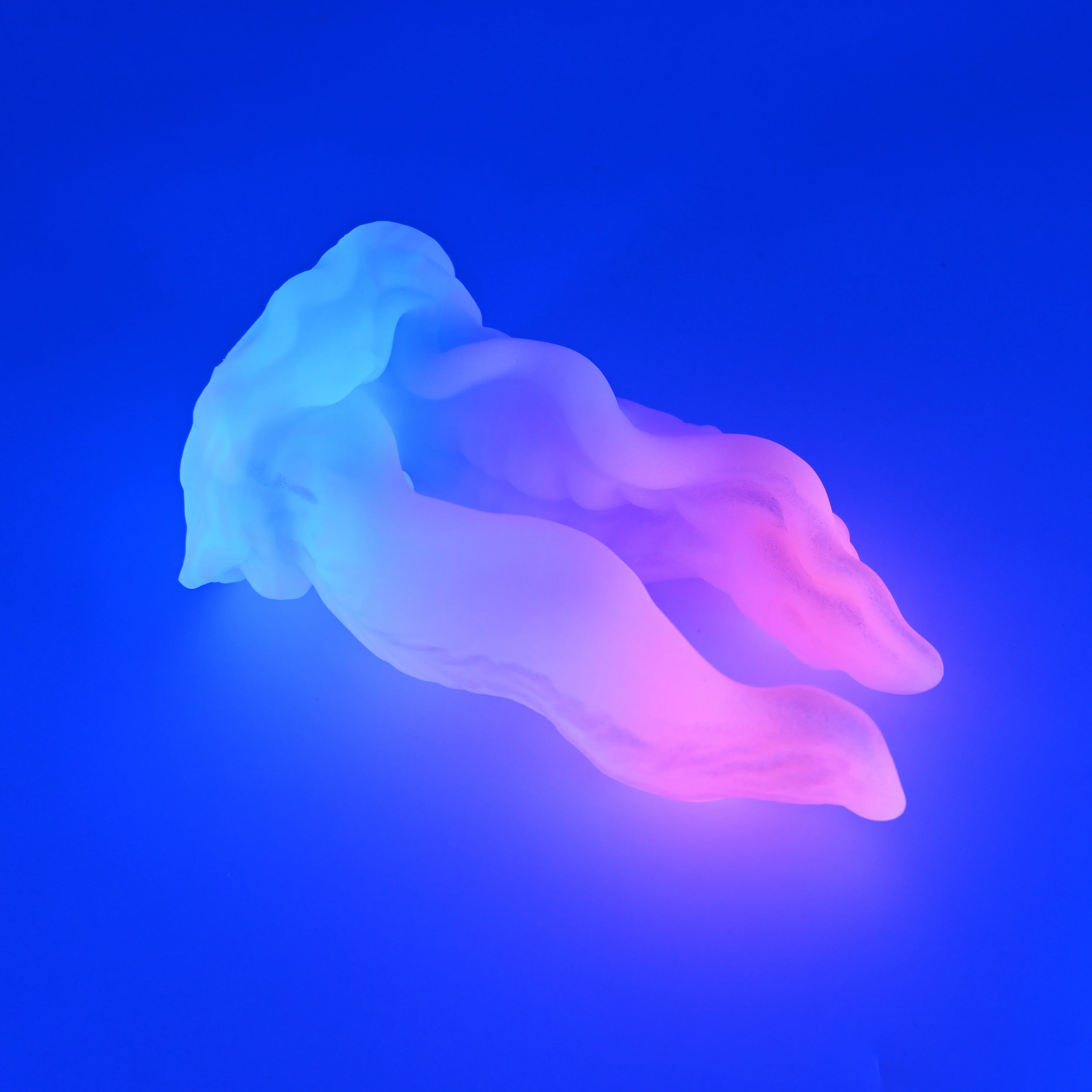 A3SHN66 Alara Medium 0030 UV GITD CS - Image 3