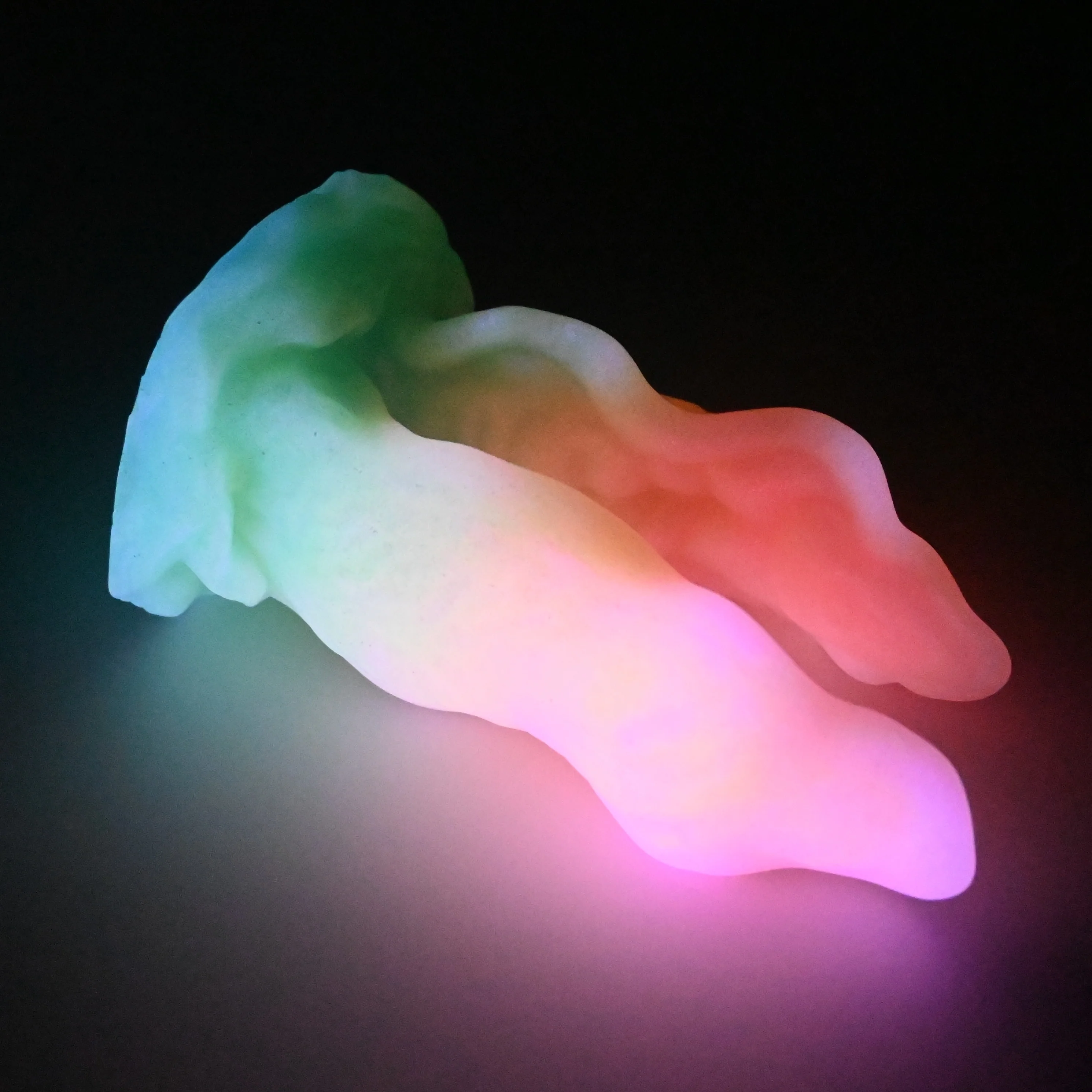 A2MGW24 Alara Small 0050 UV GITD - Image 4