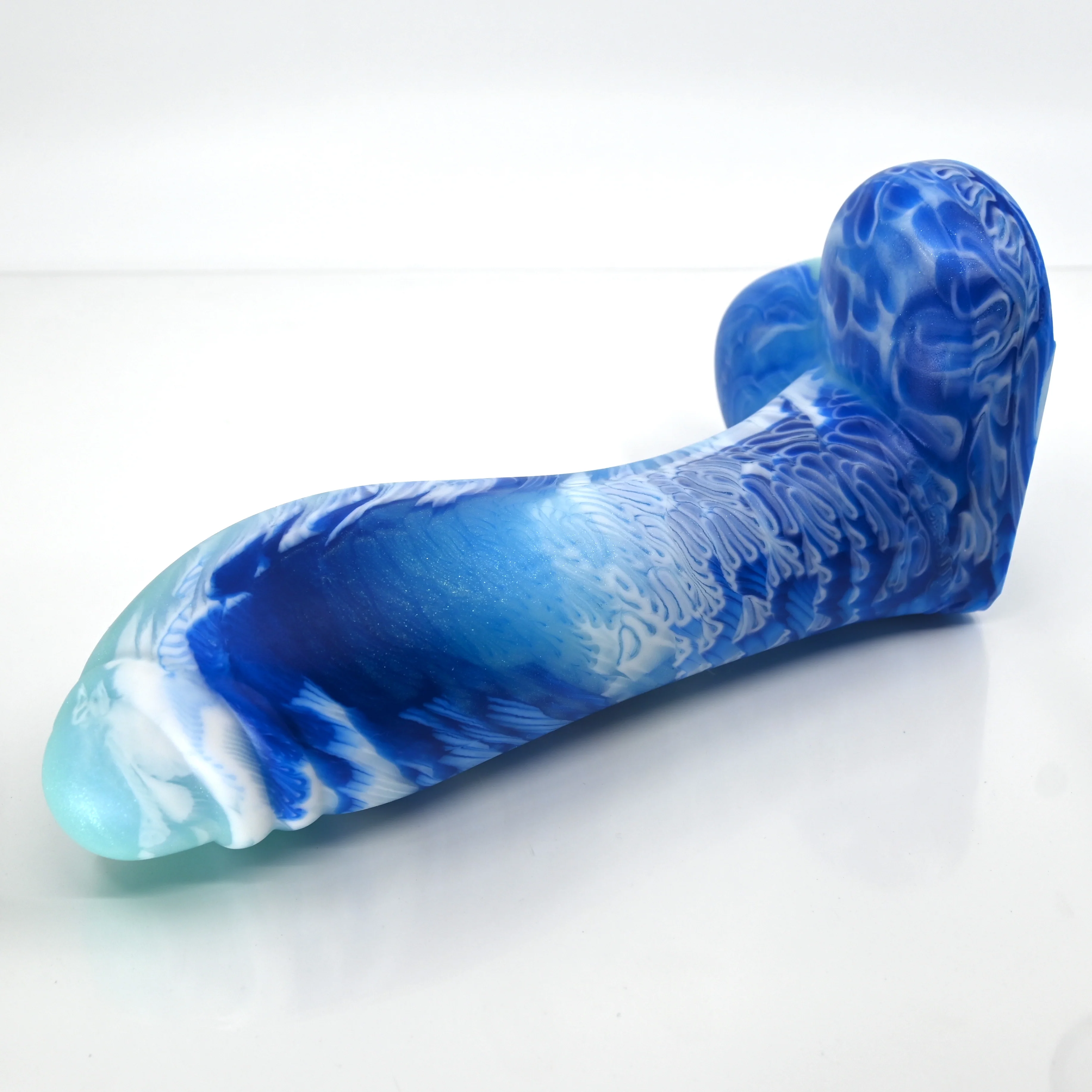 Q4MDP73 Aquus Large 0050 UV GITD
