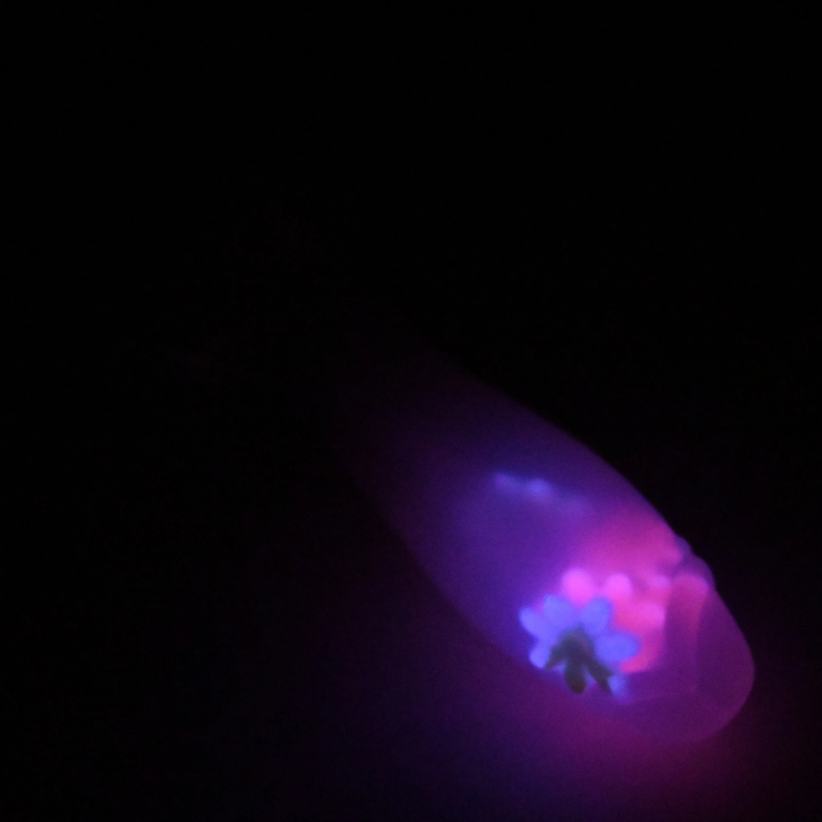 Q3TGW98 Aquus Medium NC 0031 UV GITD CS - Image 4