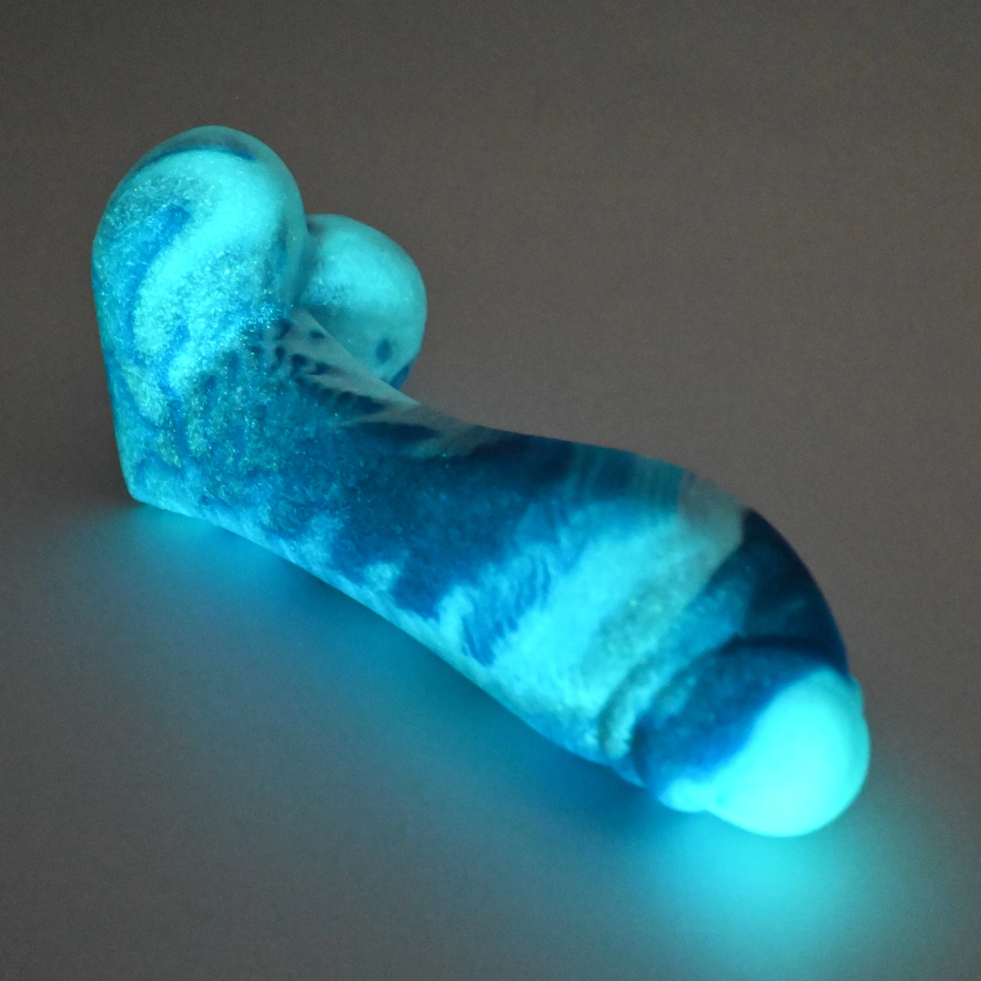 Q2MGH91 Aquus Small 0050 UV GITD - Image 4