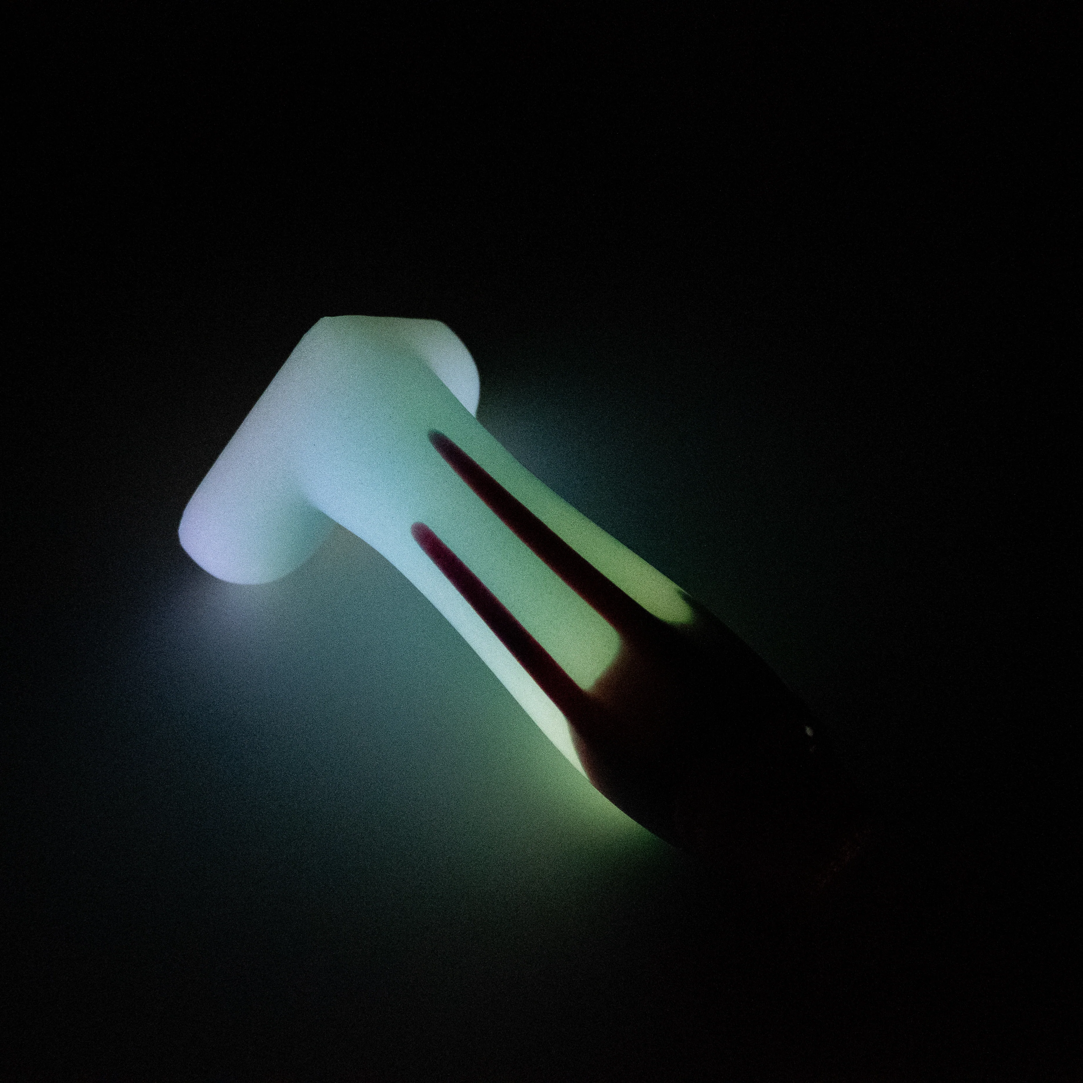 Q2SJQ19 Aquus Small 0030 UV GITD - Image 4