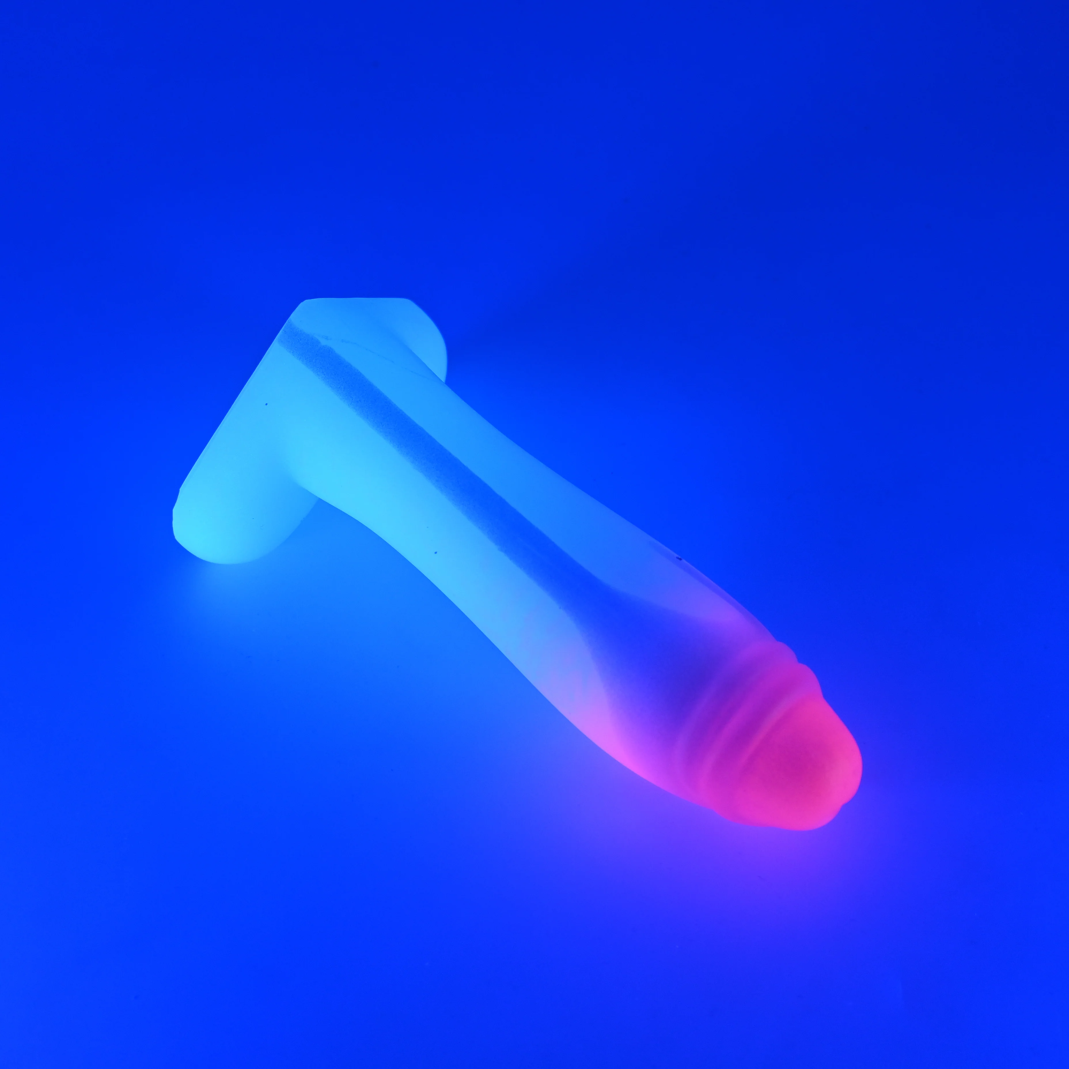 Q2MJZ93 Aquus Small 0050 UV GITD CS - Image 3