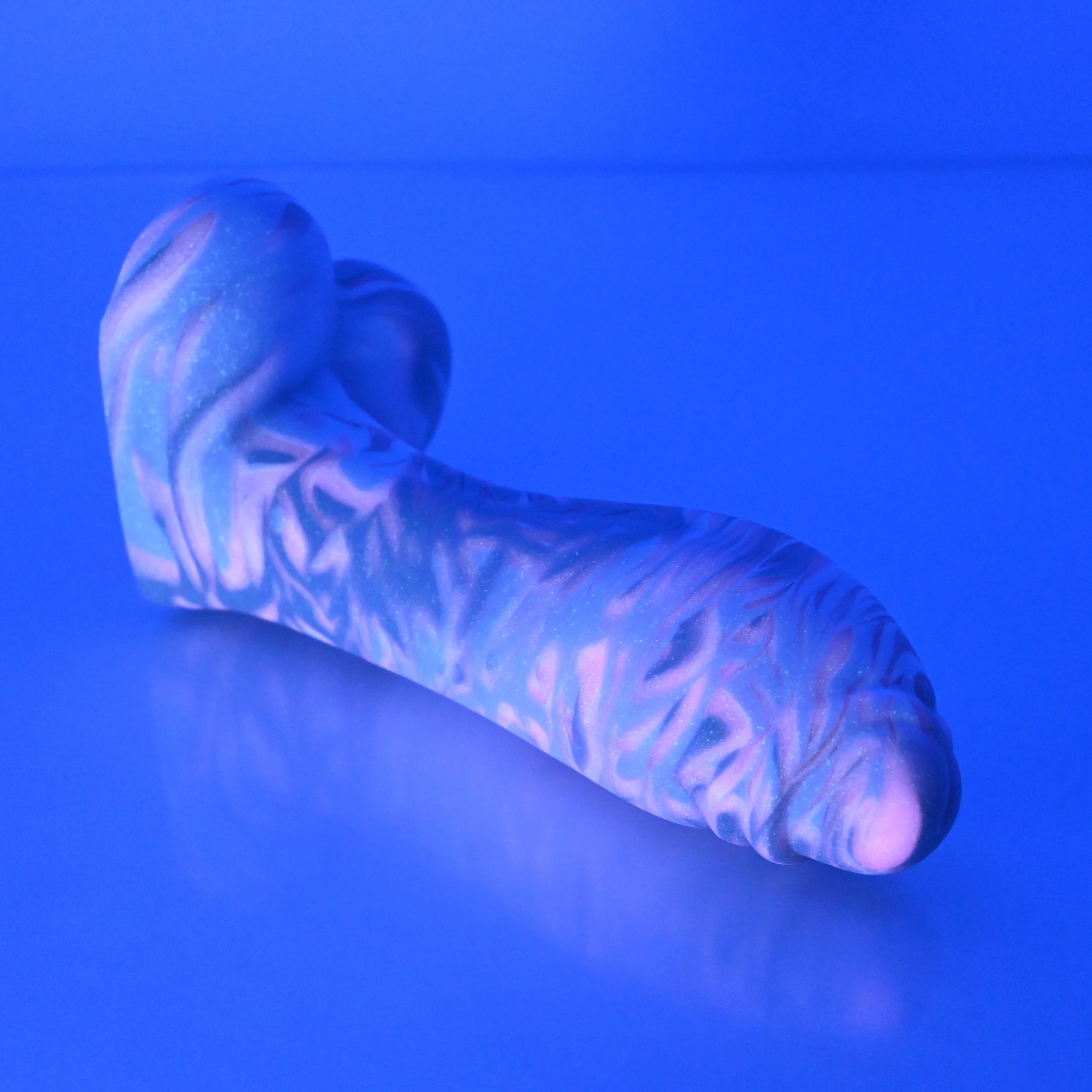 Q2MDT79 Aquus Small 0050 UV GITD - Image 3