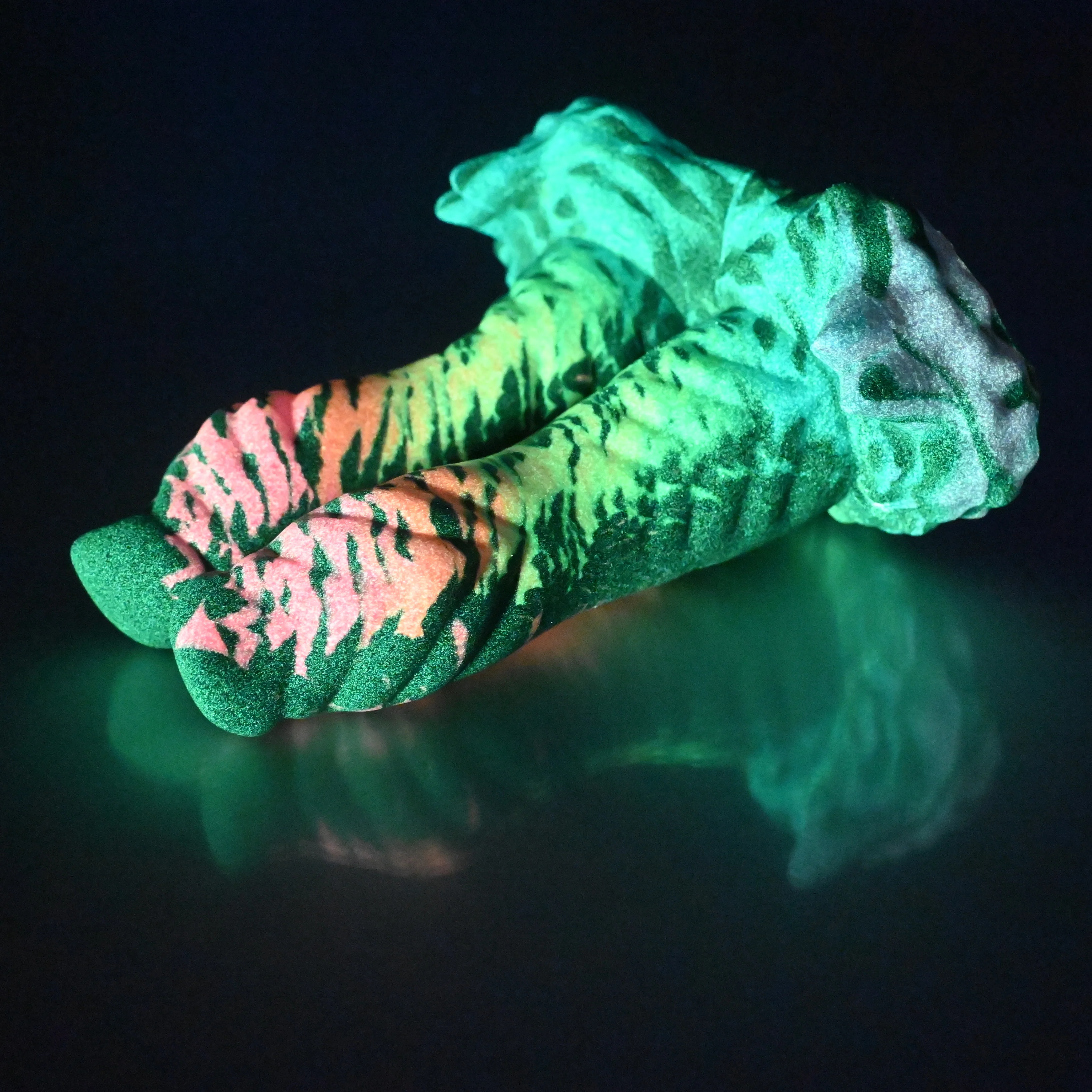 A2MCB74 Auren Small 0050 UV GITD - Image 4