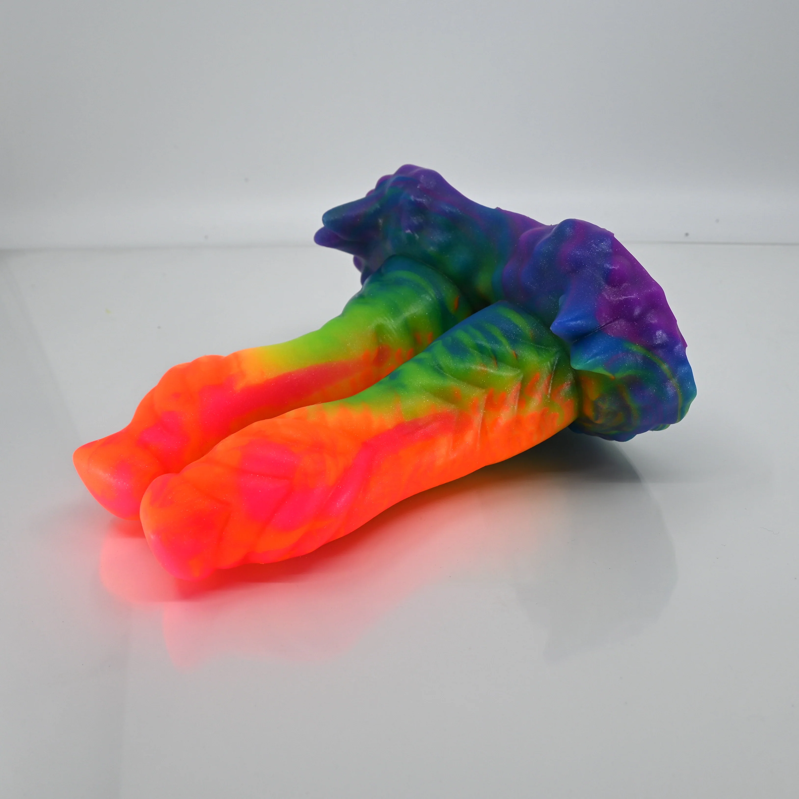 A2MCD19 Auren Small 0050 UV GITD - Image 2