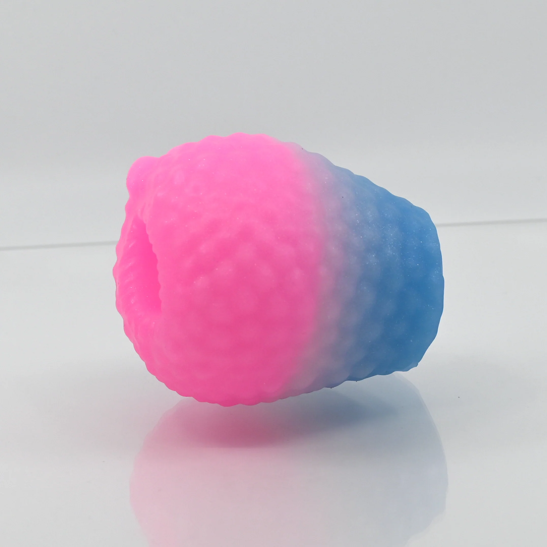 C0XAW44 Jackie O/S Super Soft UV GITD