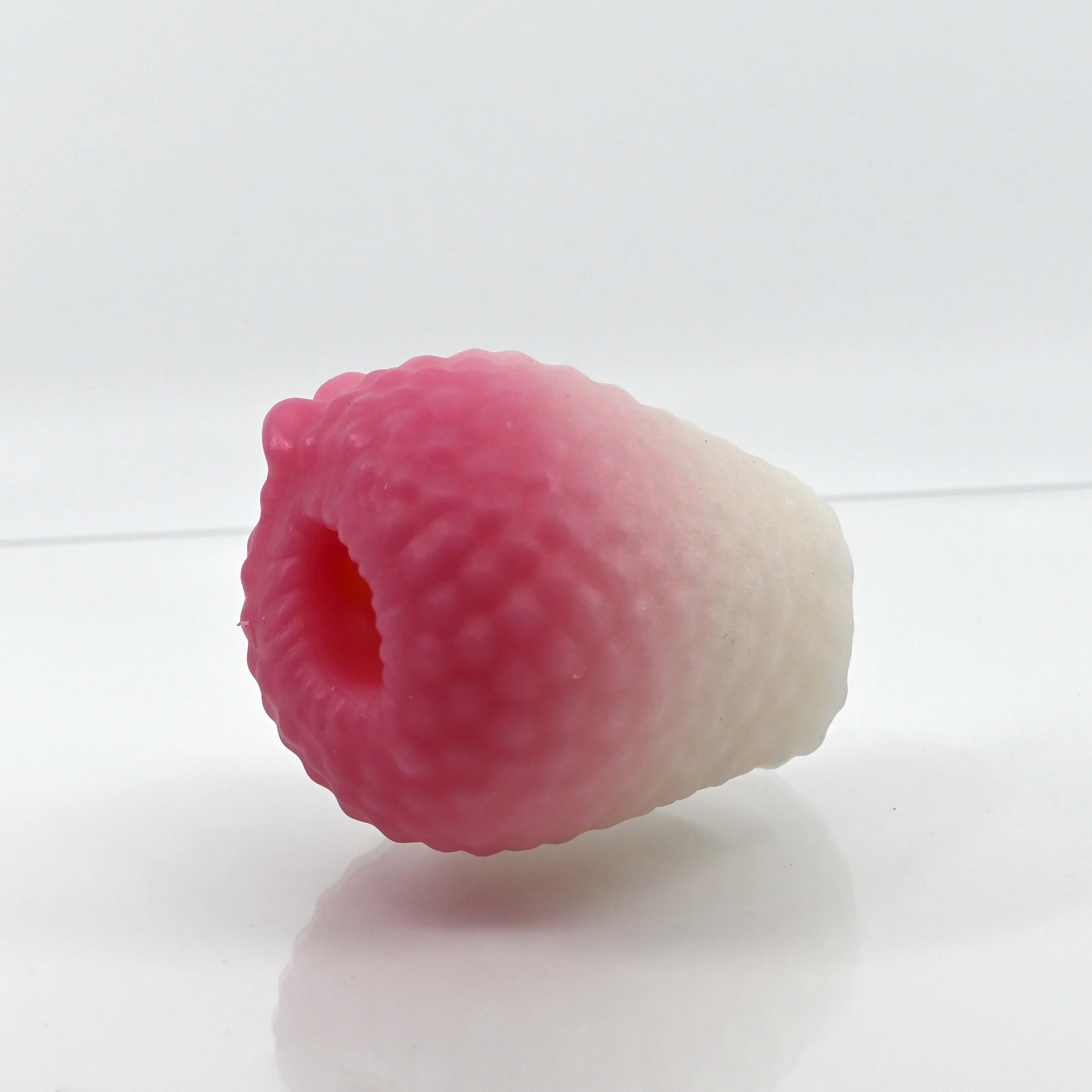C0XAW45 Jackie O/S Super Soft GITD