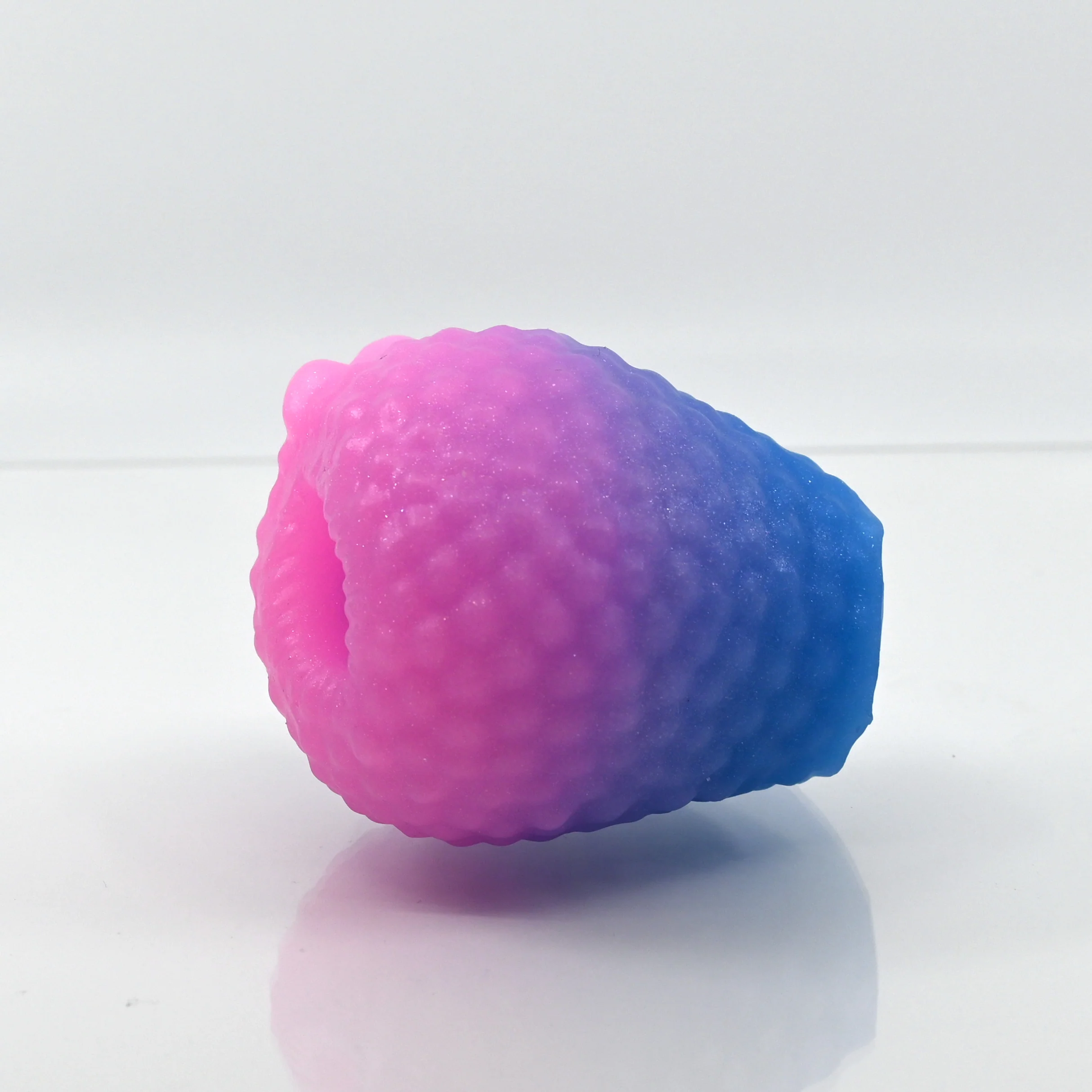 C0XAW50 Jackie O/S Super Soft UV GITD