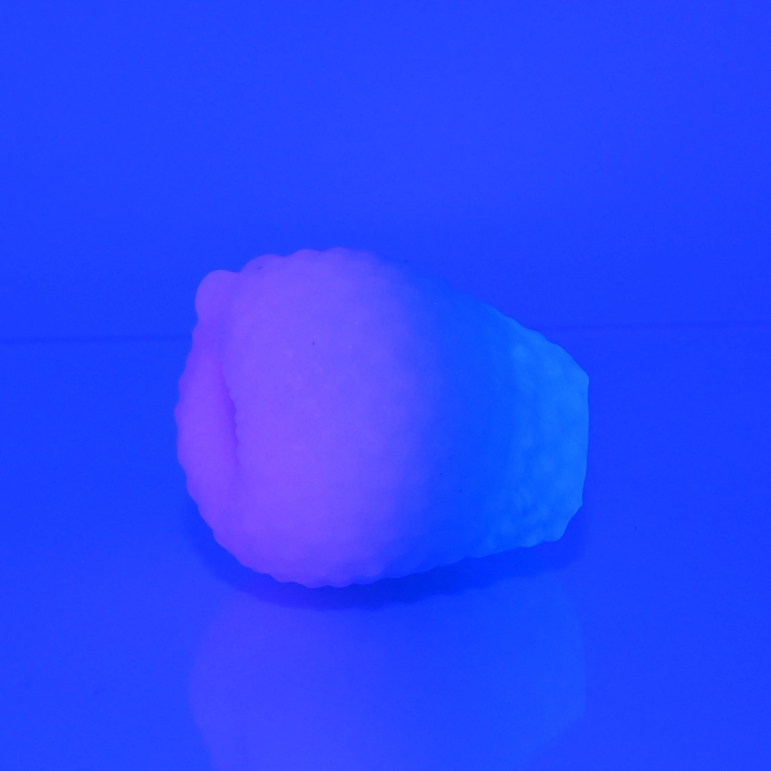 C0XAW50 Jackie O/S Super Soft UV GITD - Image 2