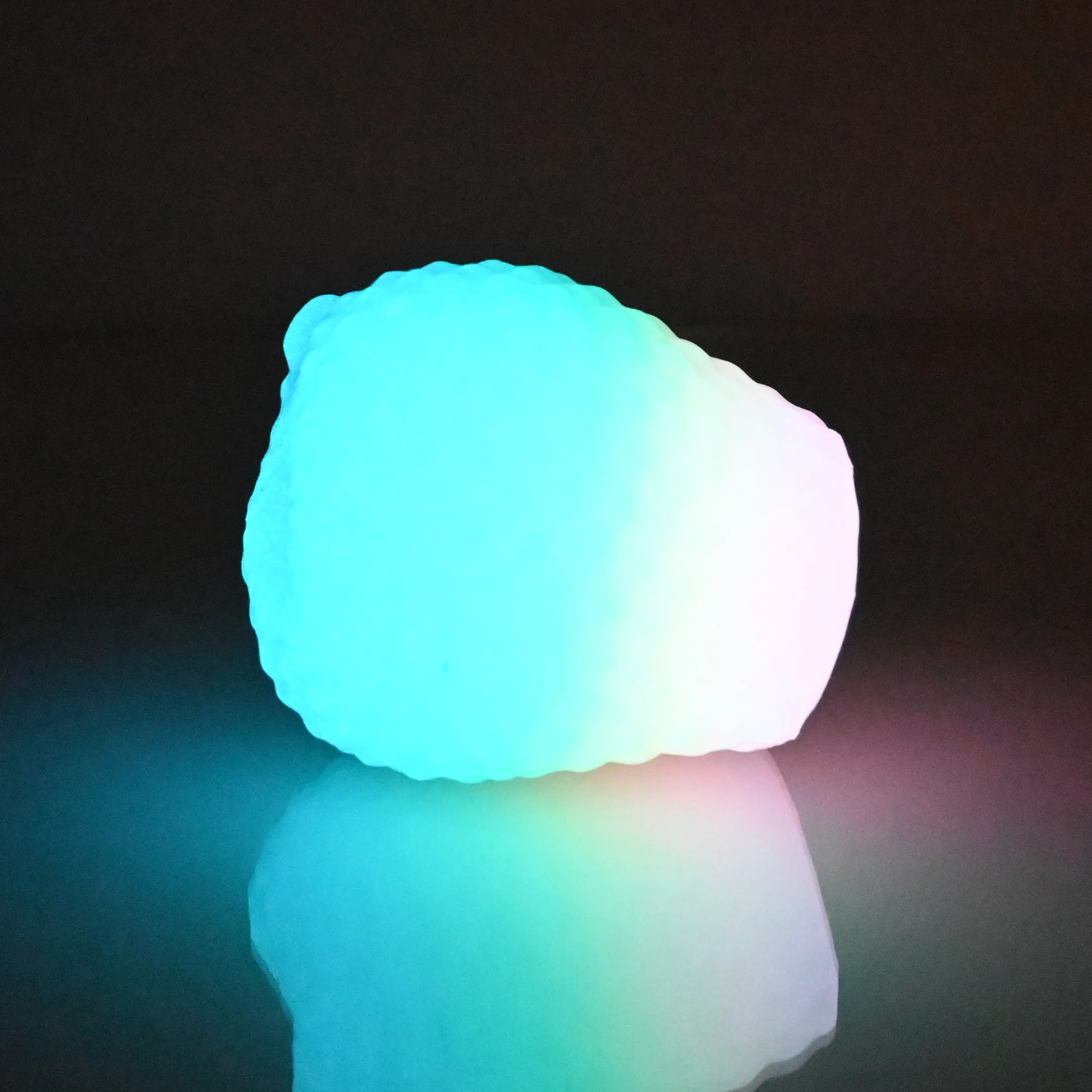 C0XAW52 Jackie O/S Super Soft UV GITD - Image 3