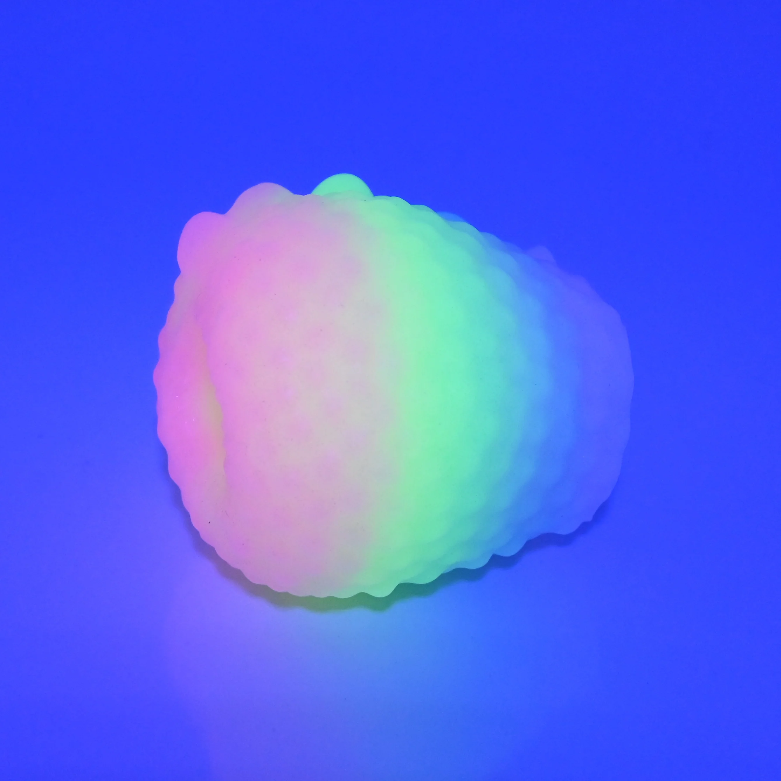 C0XAY51 Jackie O/S Super Soft UV GITD - Image 2