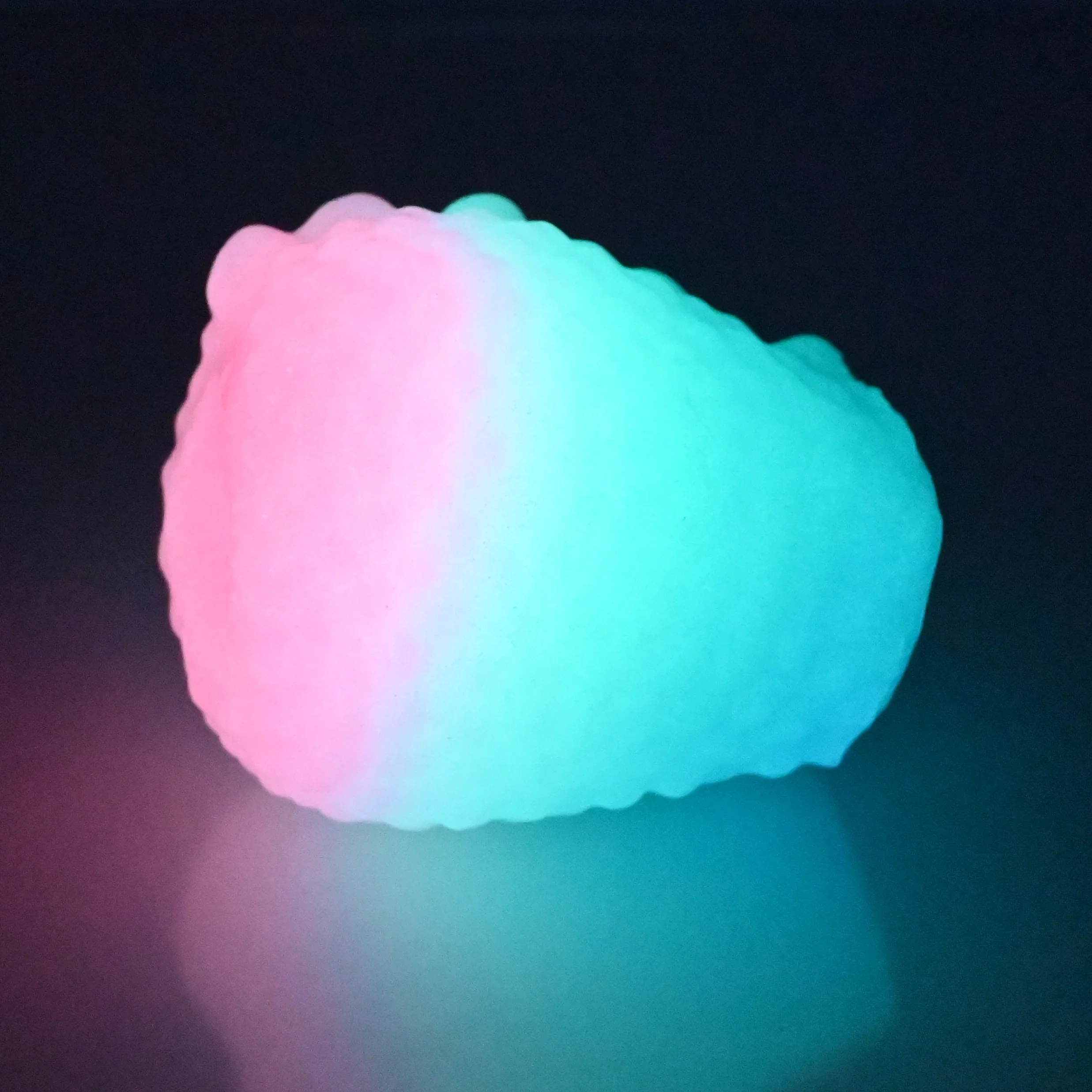 C0XAZ94 Jackie O/S Super Soft UV GITD - Image 3