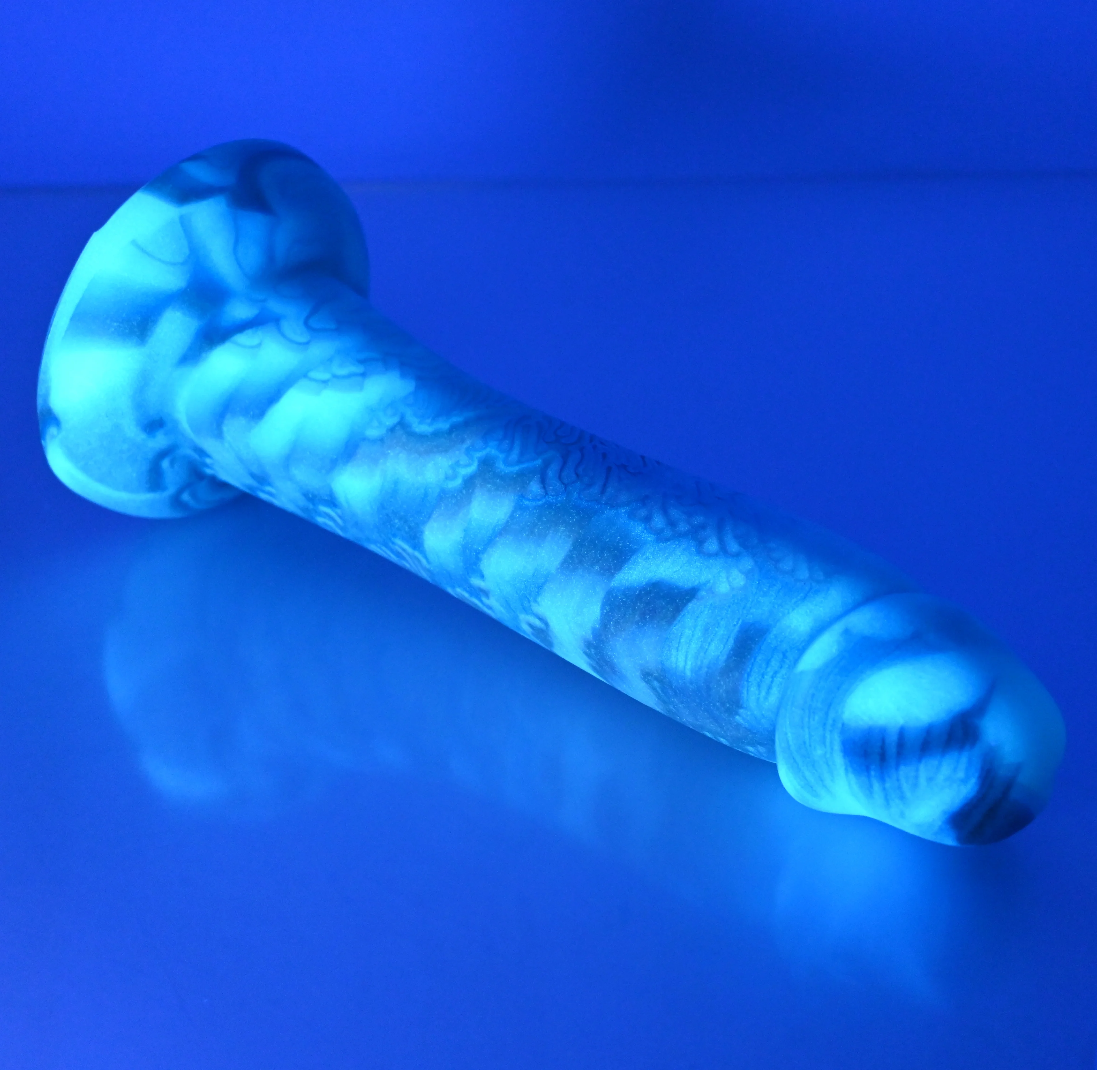 Z3MEP66 Caelus Medium 0050 UV GITD - Image 3