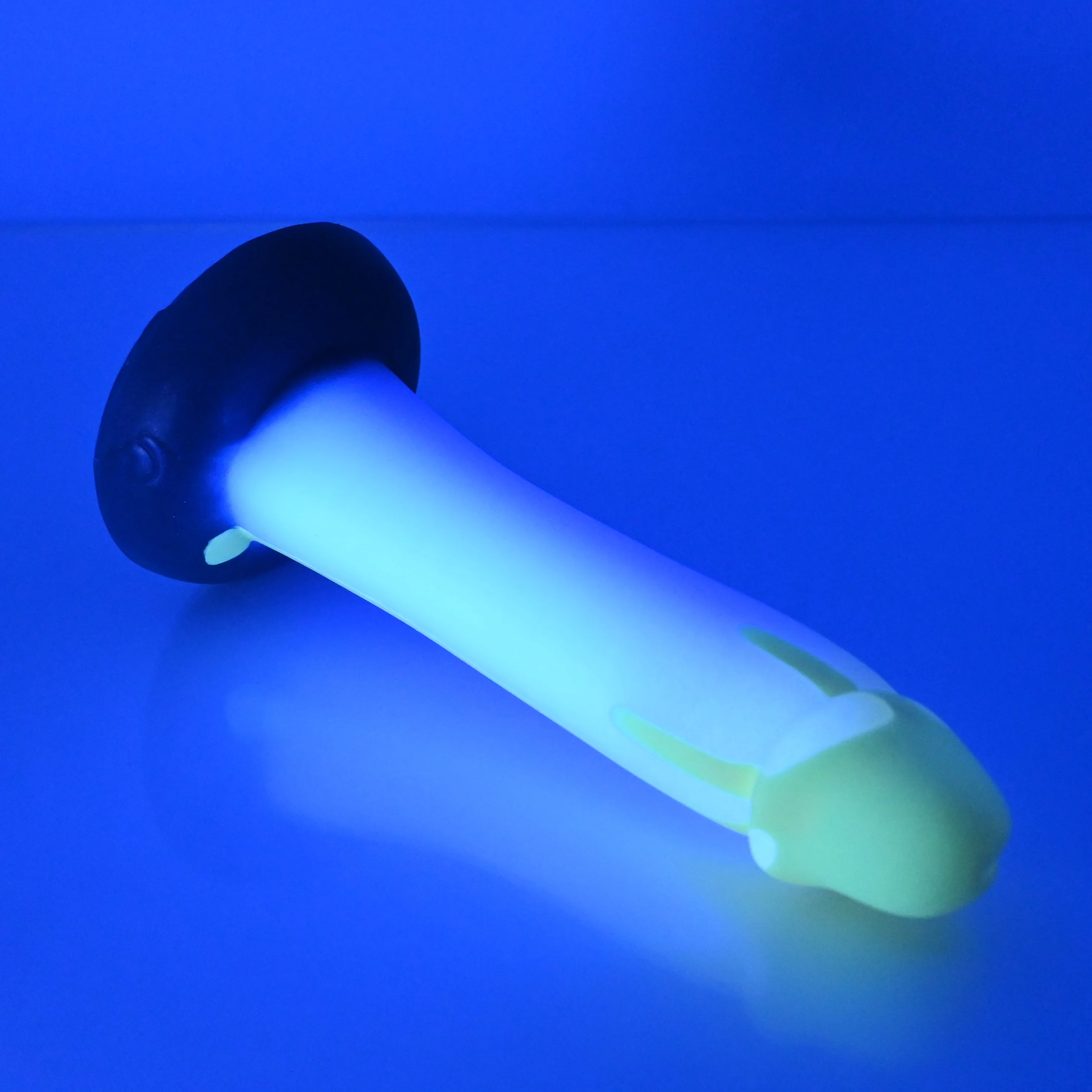 Z2MDU39 Caelus Small 0050 UV GITD - Image 3