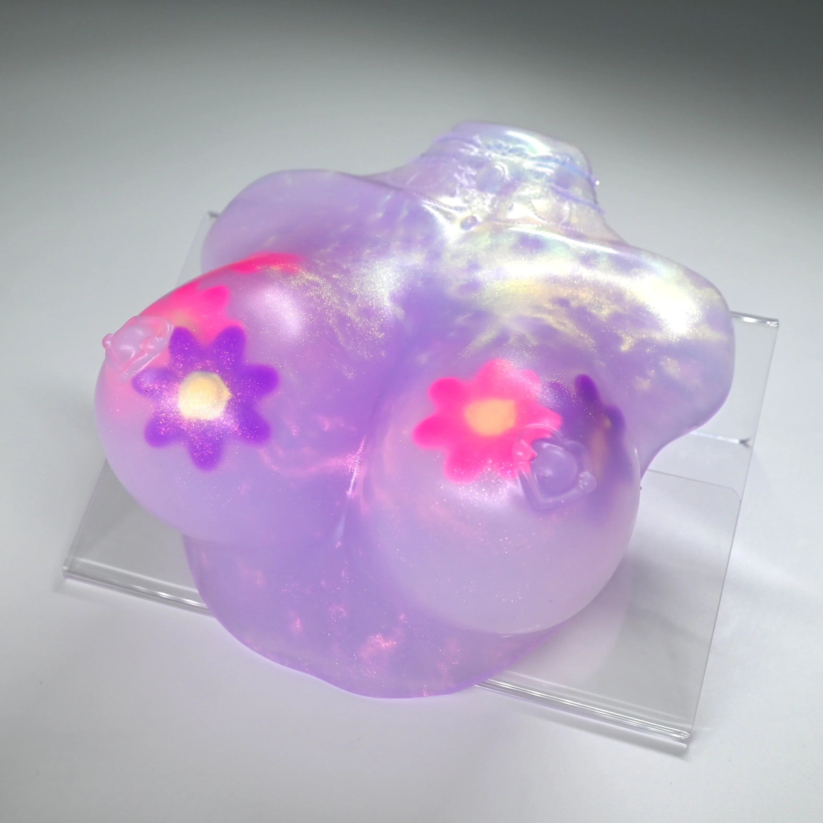 D2TGW35 Celeste Small NC 0031 UV GITD CS