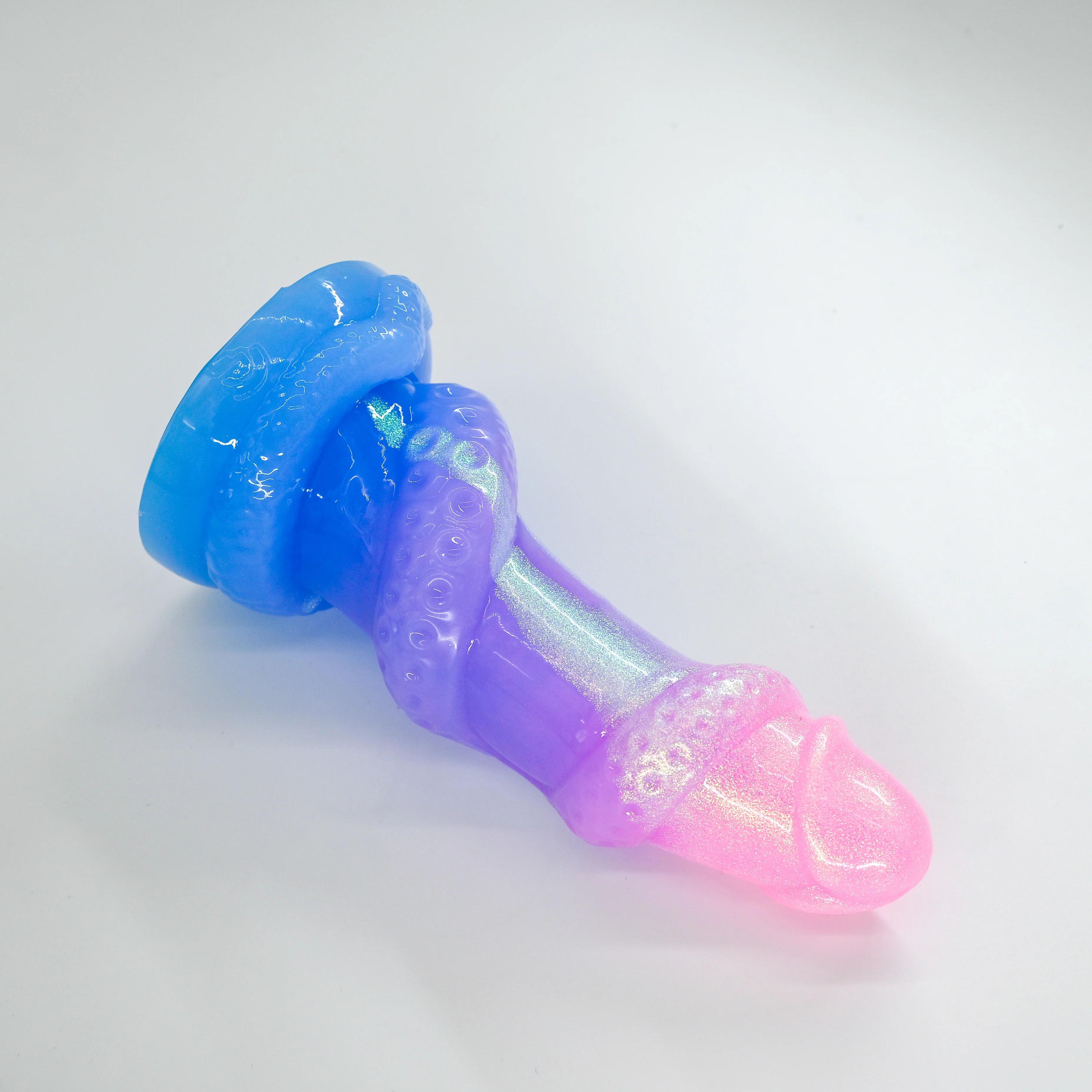 32SHN47 Celia Small 0030 UV GITD CS