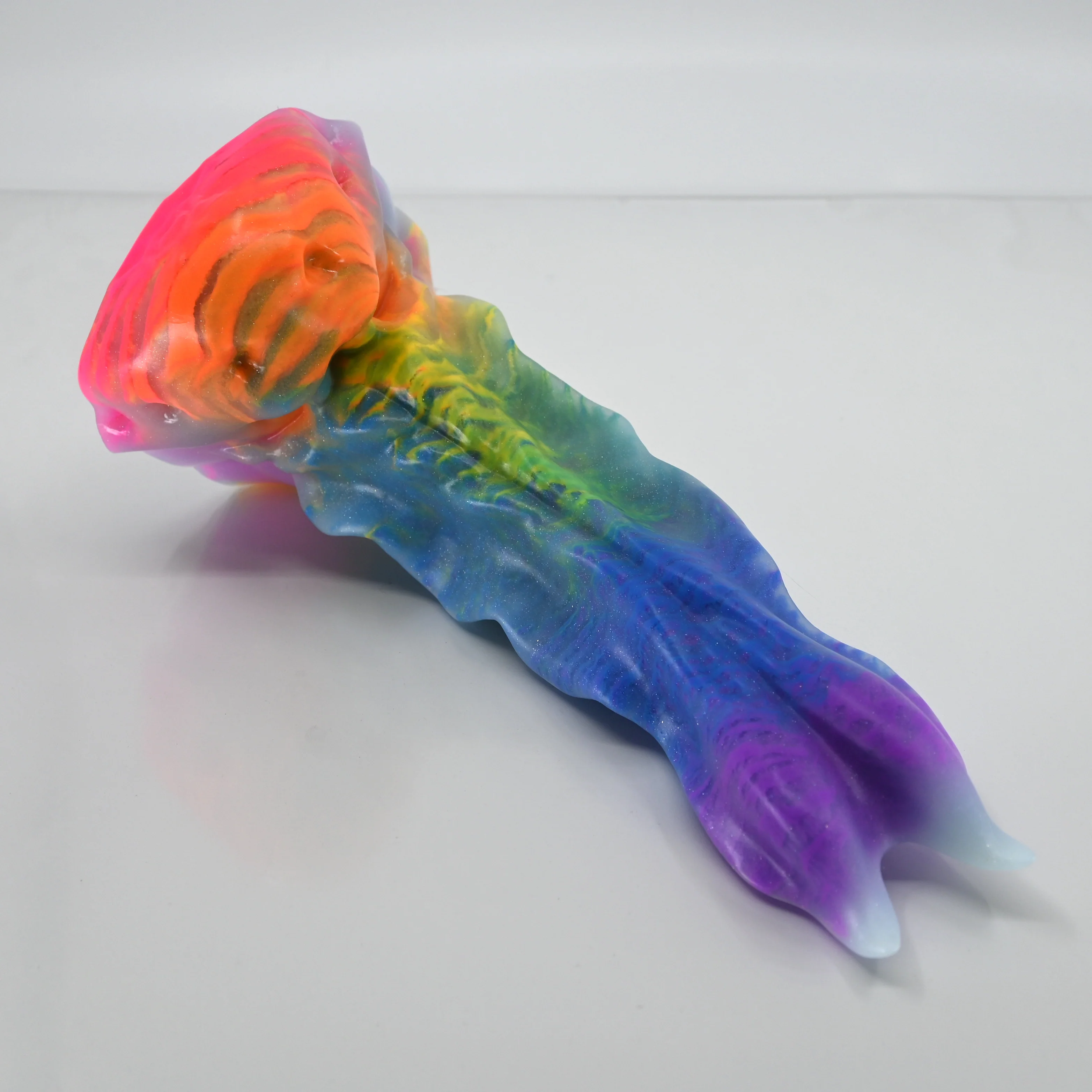 V2SBJ51 Snark's Maw Small Soft UV GITD