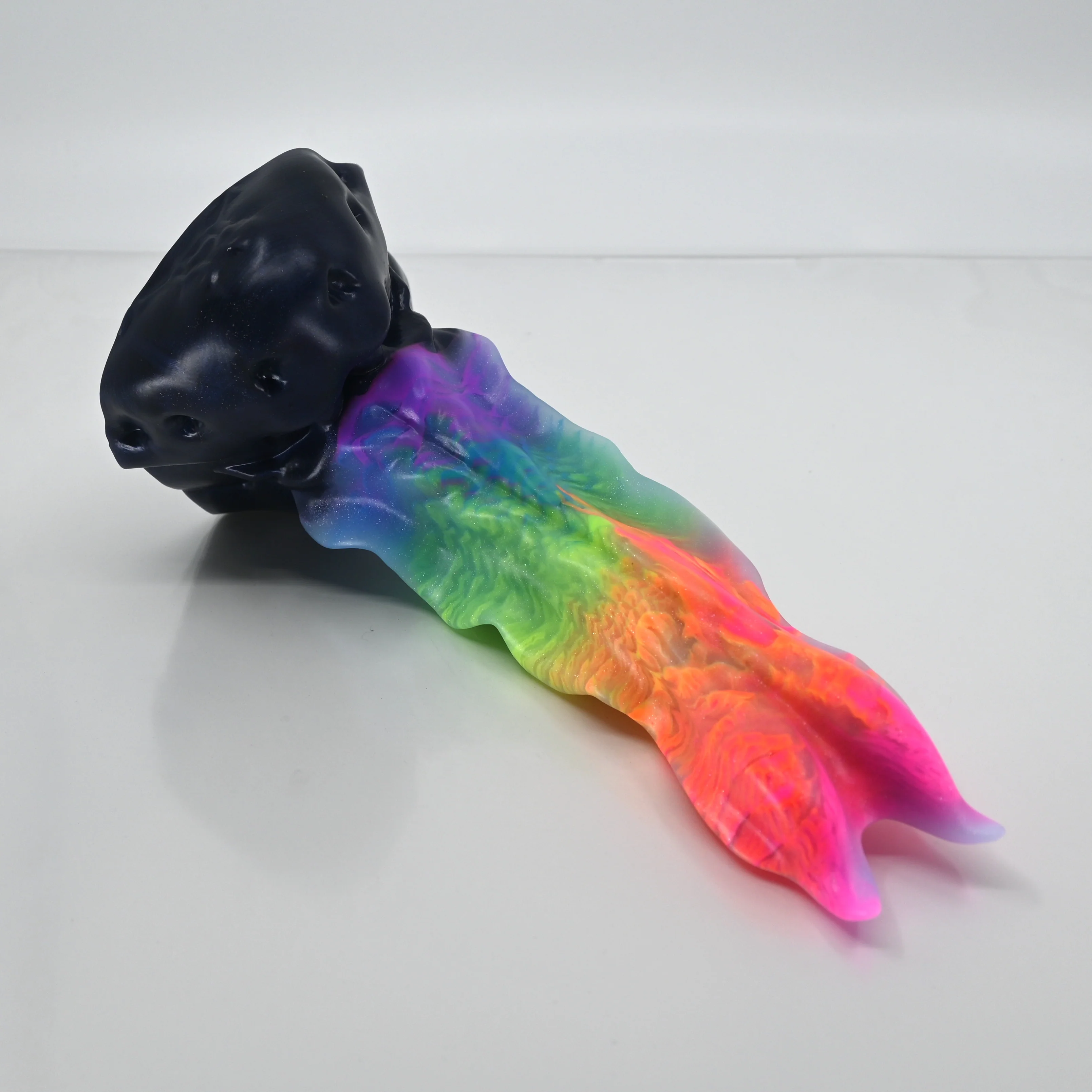 V2SBJ52 Snark's Maw Small Soft UV GITD