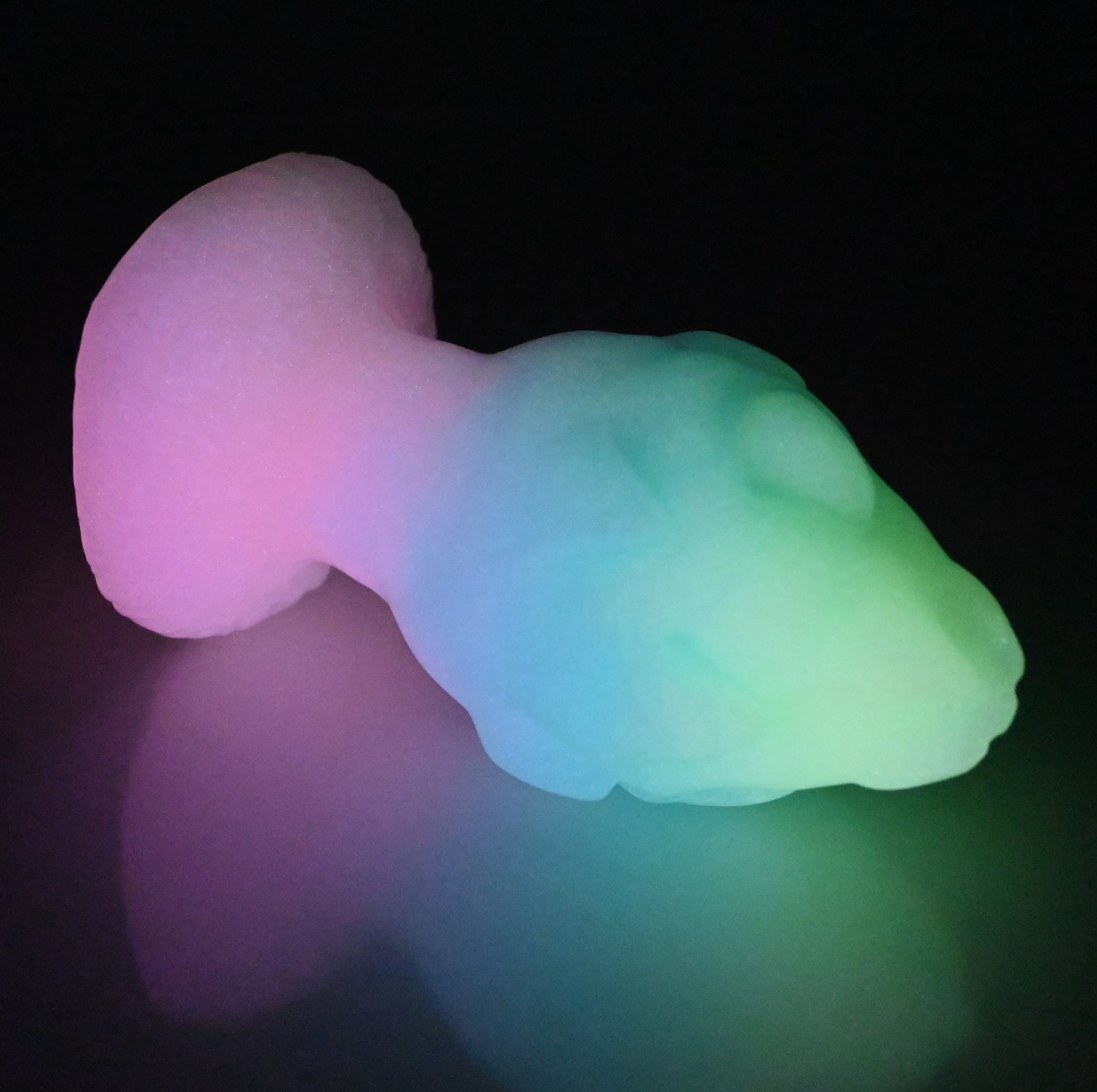 F4SEA74 Dragonfruit Plug Large 0030 UV GITD - Image 4
