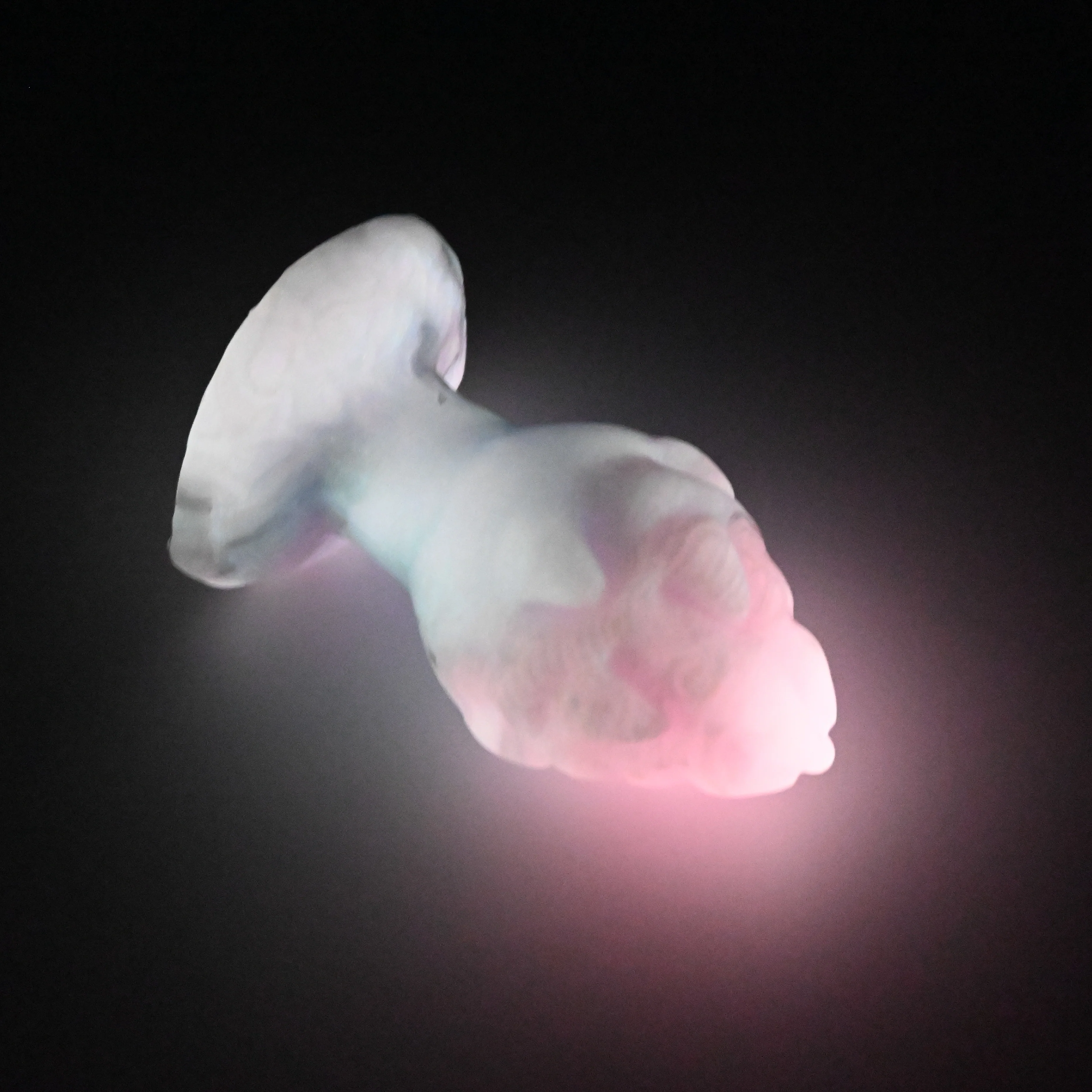 F3MHK59 Dragonfruit Plug Medium 0050 UV GITD - Image 4