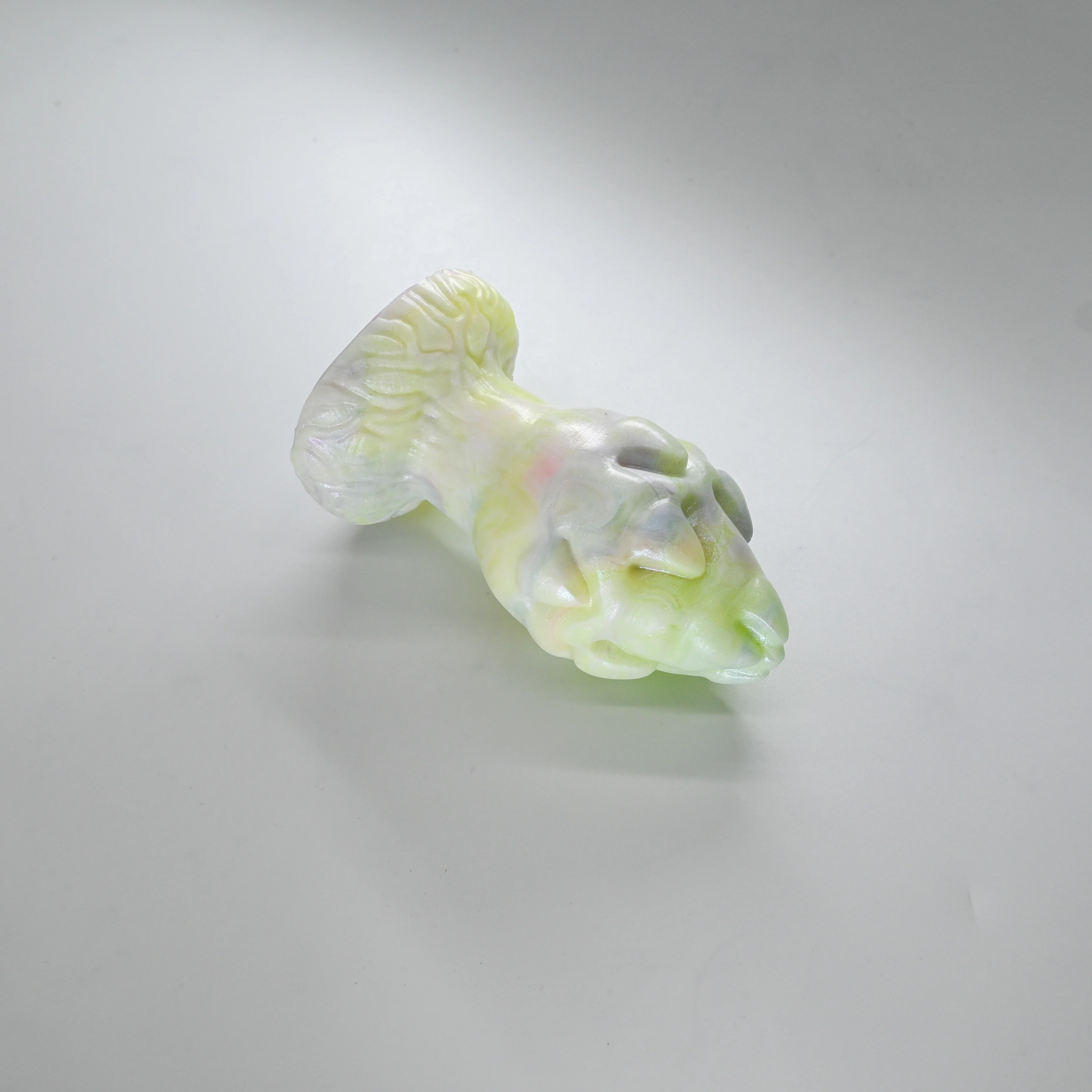 F3MHS02 Dragonfruit Plug Medium 0050 CS