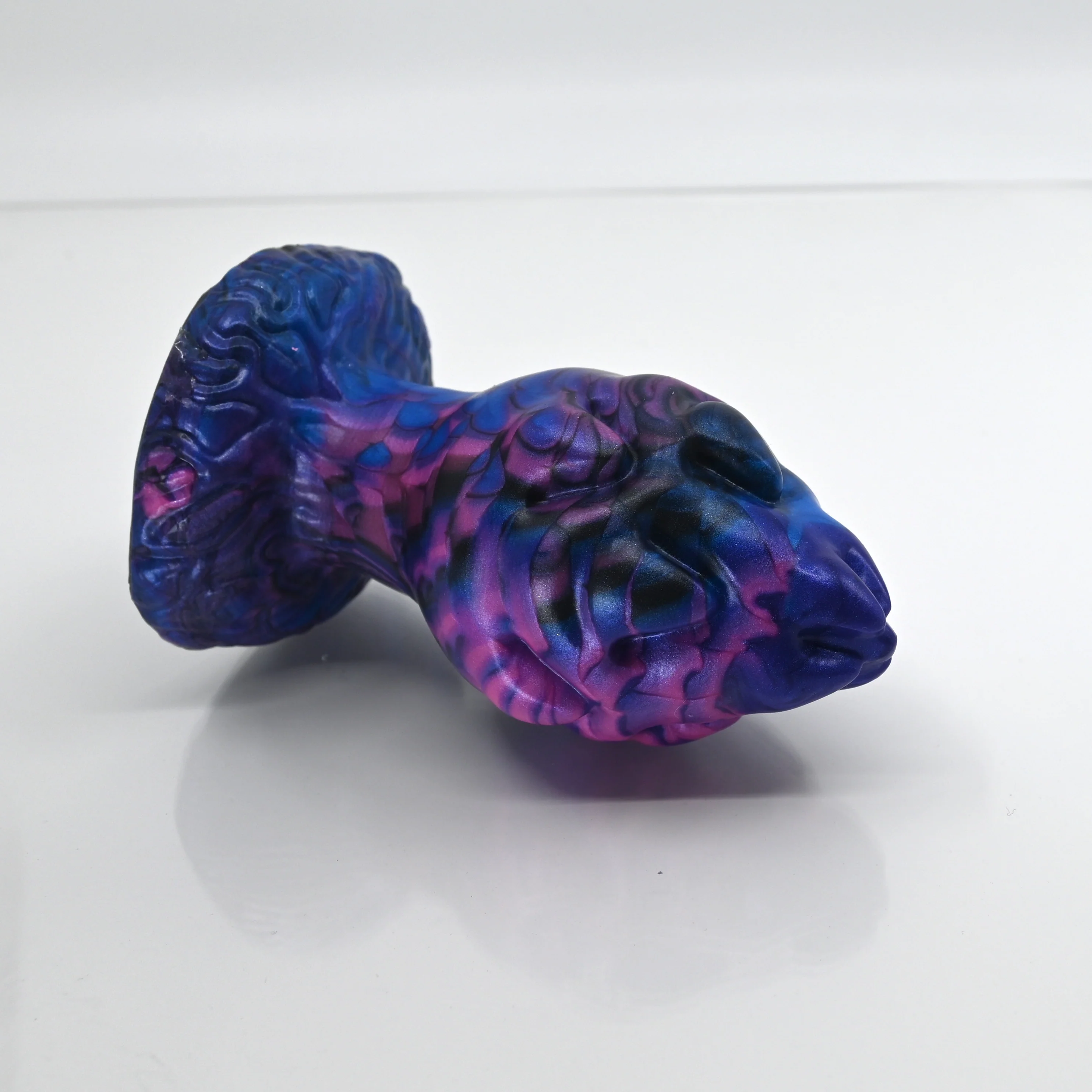 F3MCH64 Dragonfruit Plug Medium 0050 UV GITD