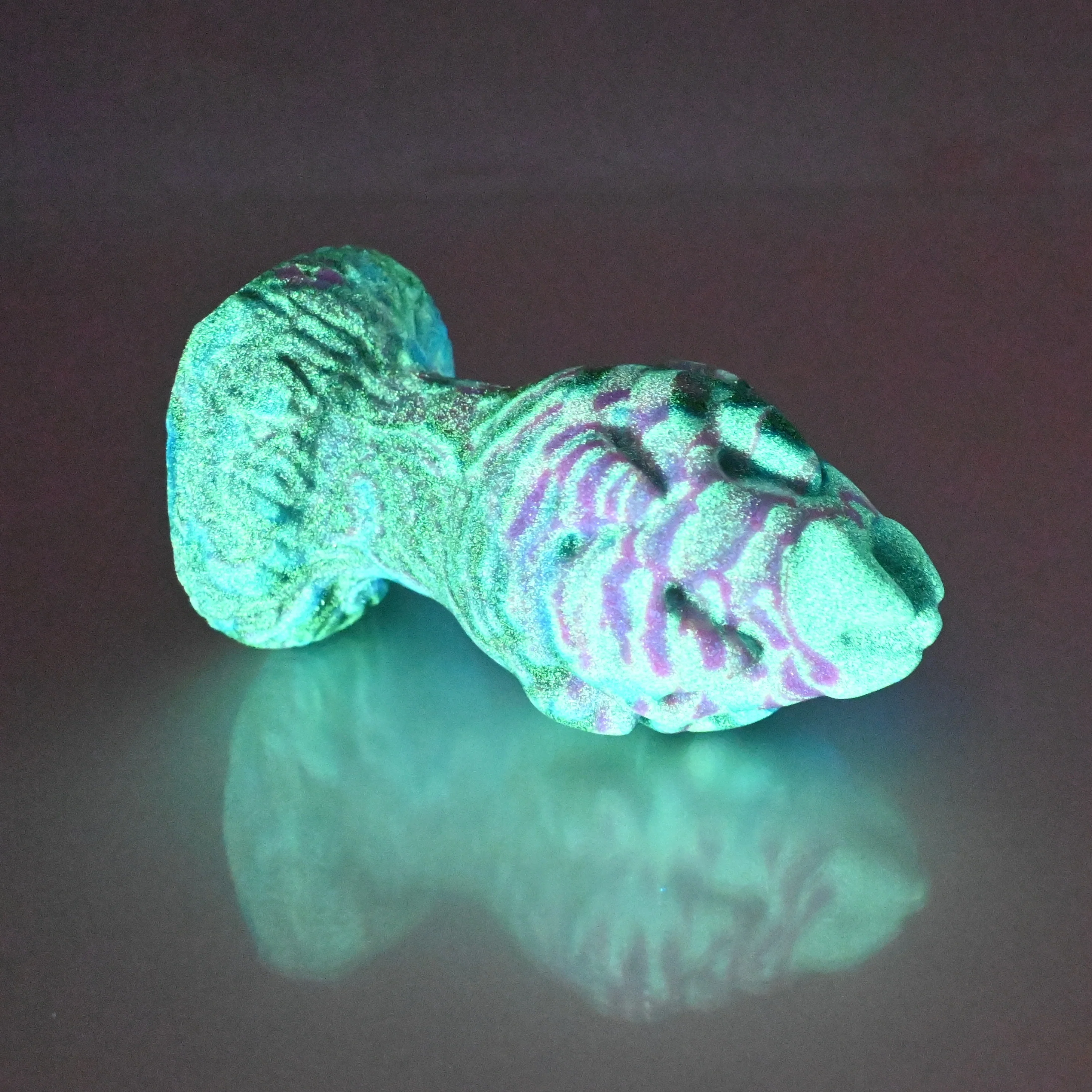 F3MCH64 Dragonfruit Plug Medium 0050 UV GITD - Image 4