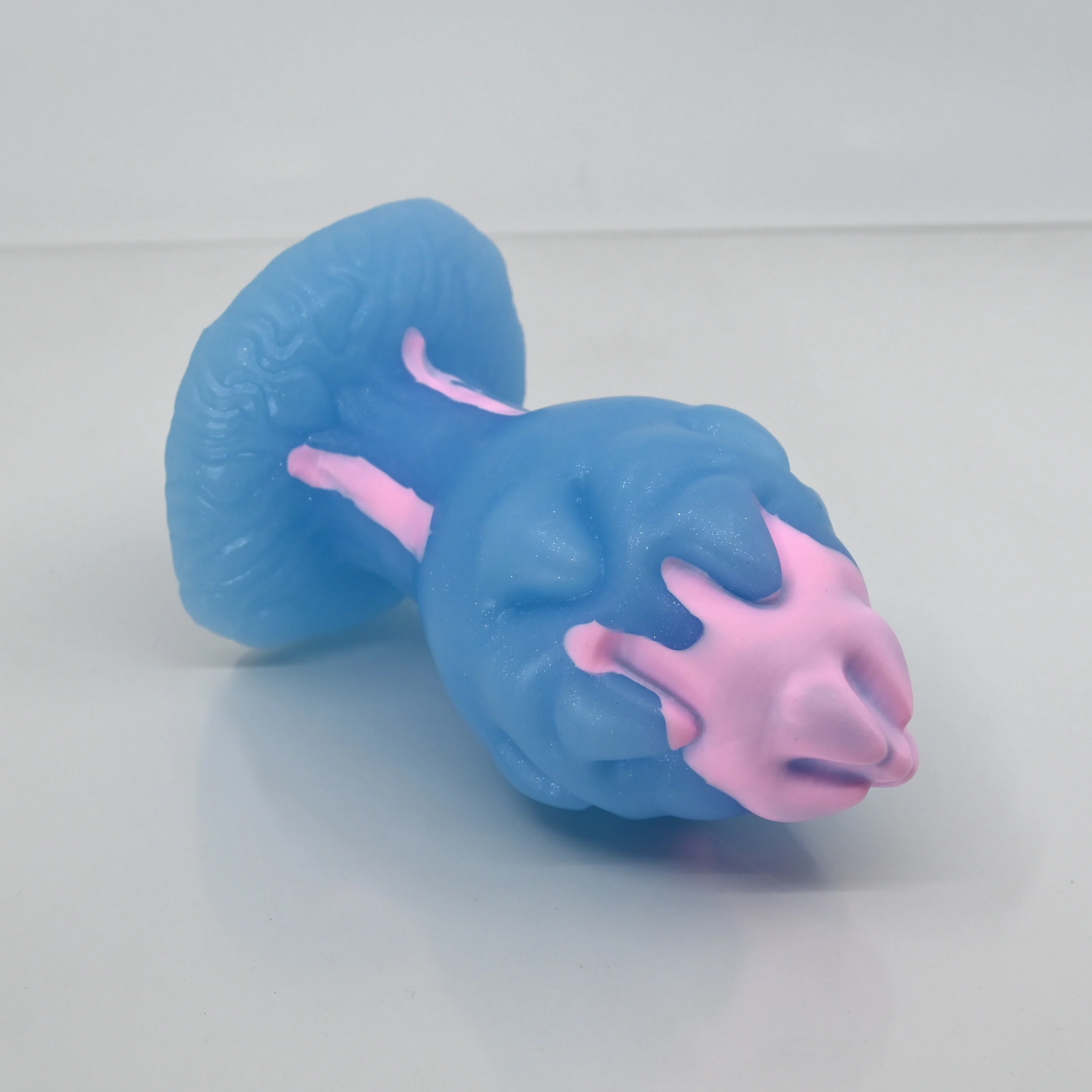 F3MDU89 Dragonfruit Plug Medium 0050 UV GITD - Image 2