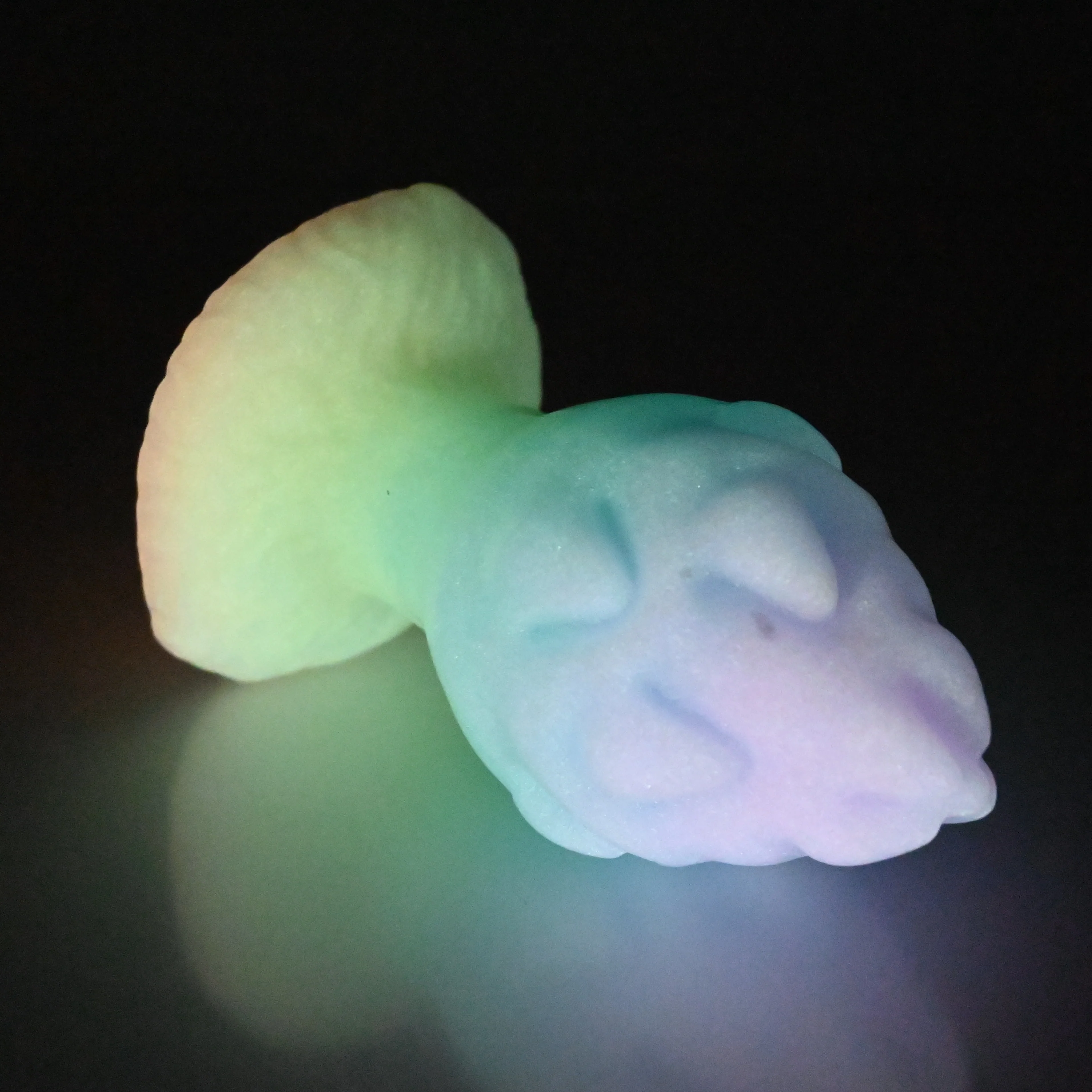 F3SFD78 Dragonfruit Plug Medium 0030 UV GITD - Image 4