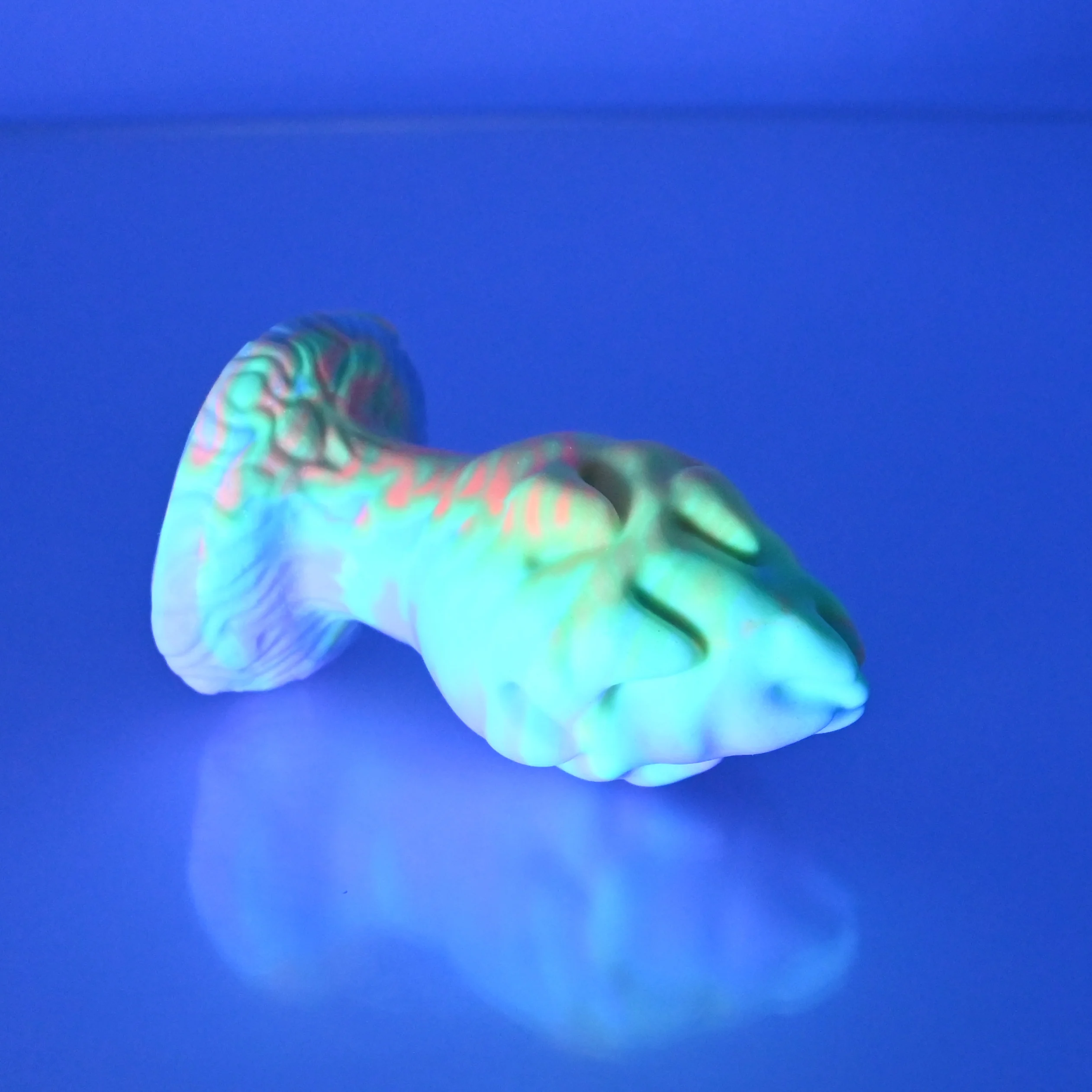 F1SCK35 Dragonfruit Plug Mini 0030 UV GITD - Image 3