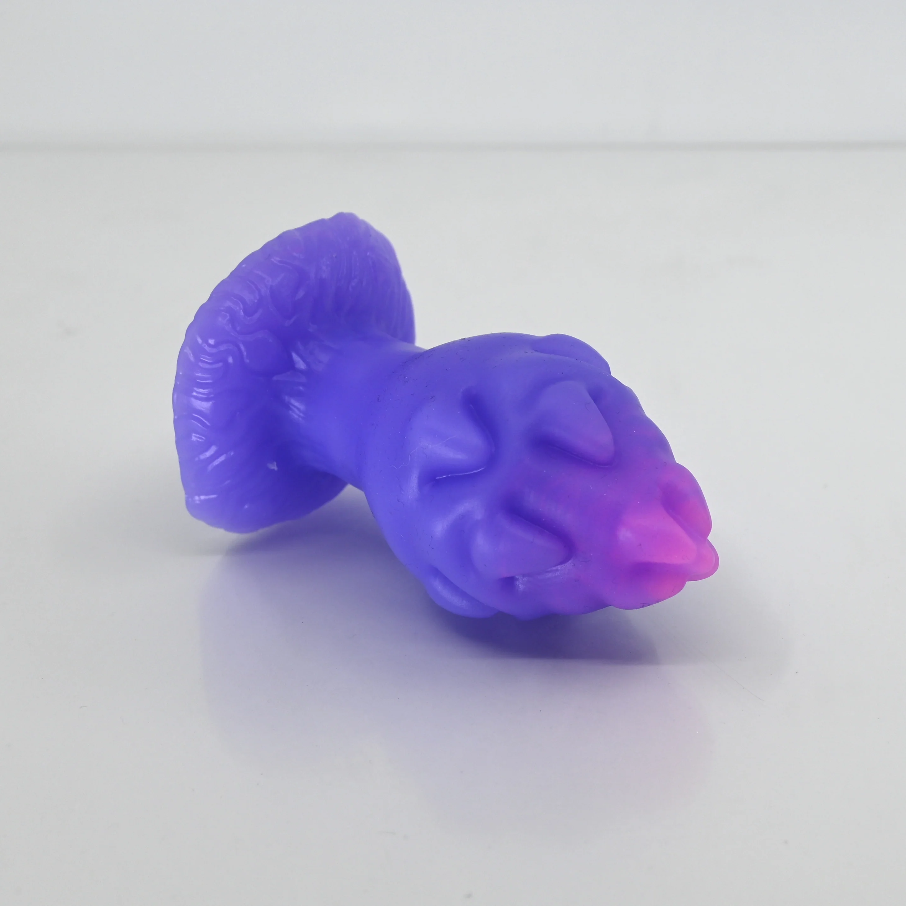 F1MCS48 Dragonfruit Plug Mini 0050 UV GITD - Image 2