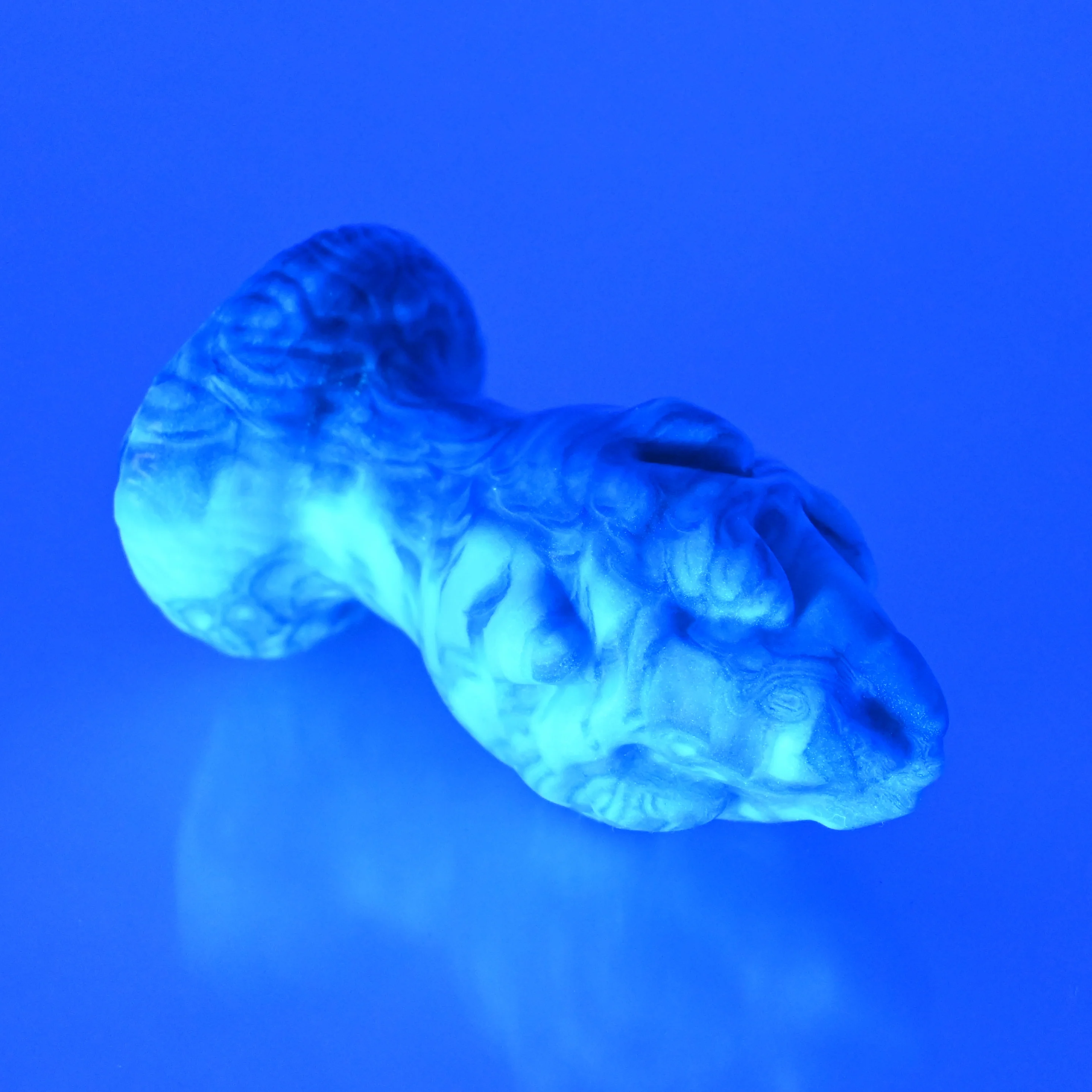 F1MBQ77 Dragonfruit Plug Mini 0050 UV GITD - Image 2