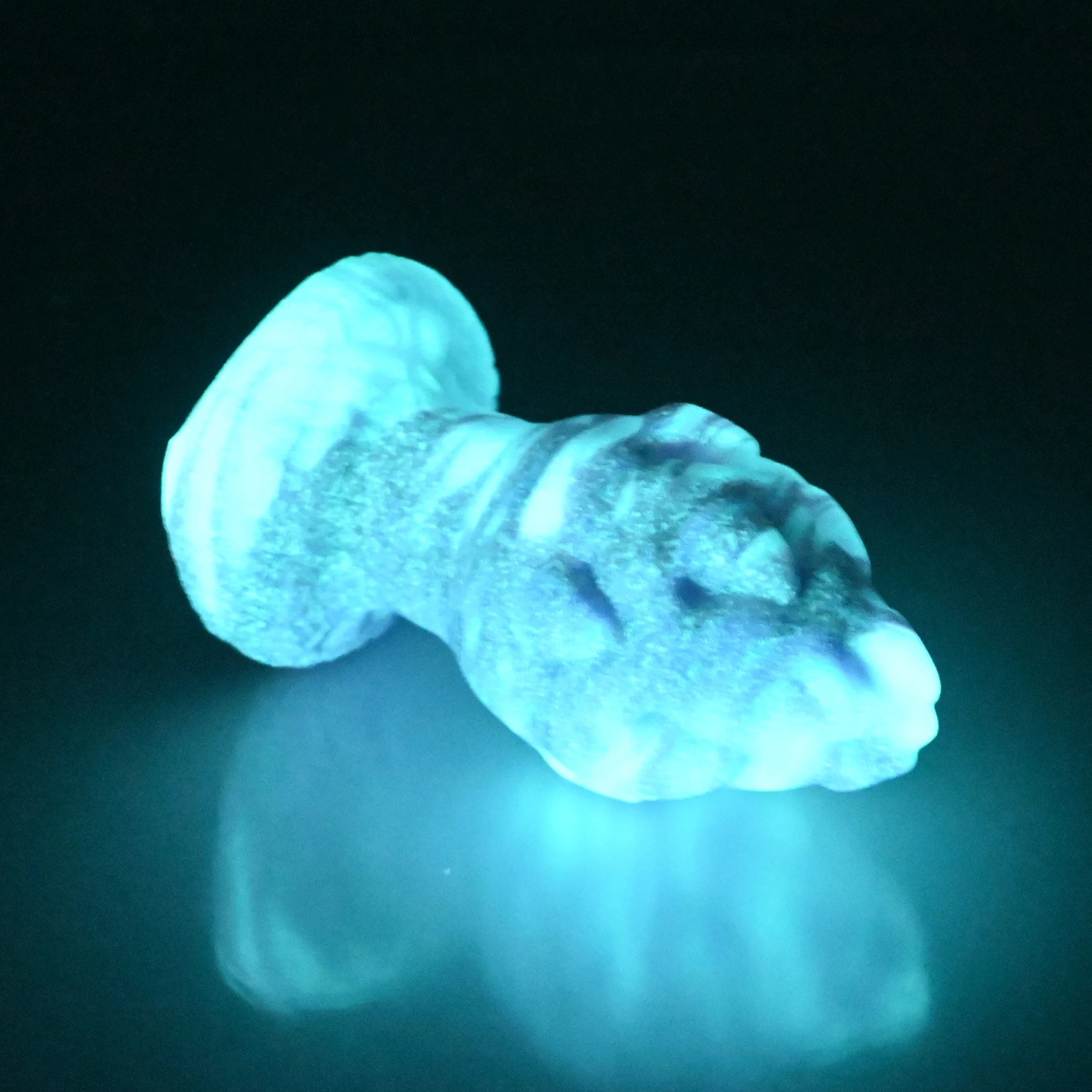 F1SDF53 Dragonfruit Plug Mini 0030 UV GITD - Image 4