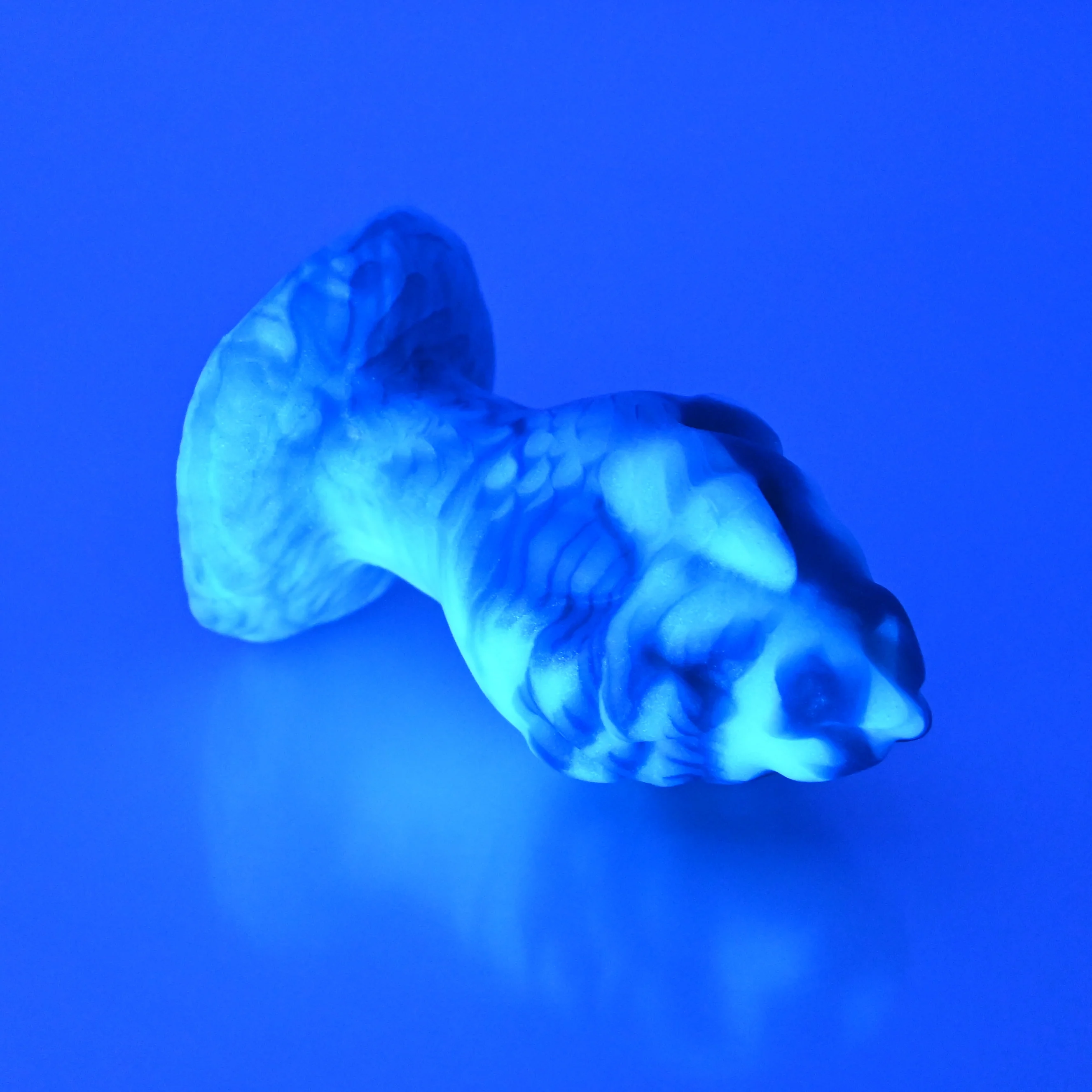 F1MDN90 Dragonfruit Plug Mini 0050 UV GITD - Image 3