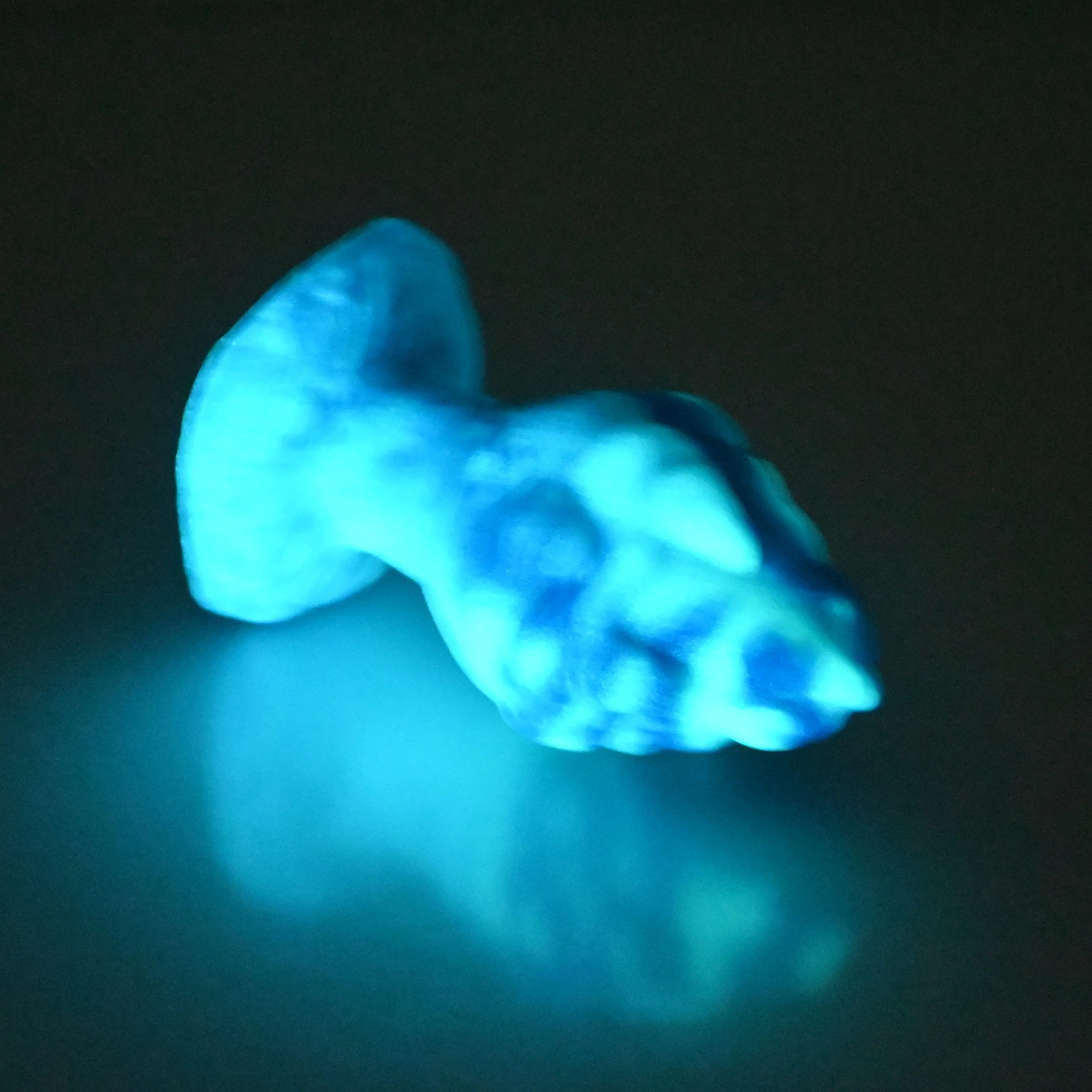 F1MDN90 Dragonfruit Plug Mini 0050 UV GITD - Image 4