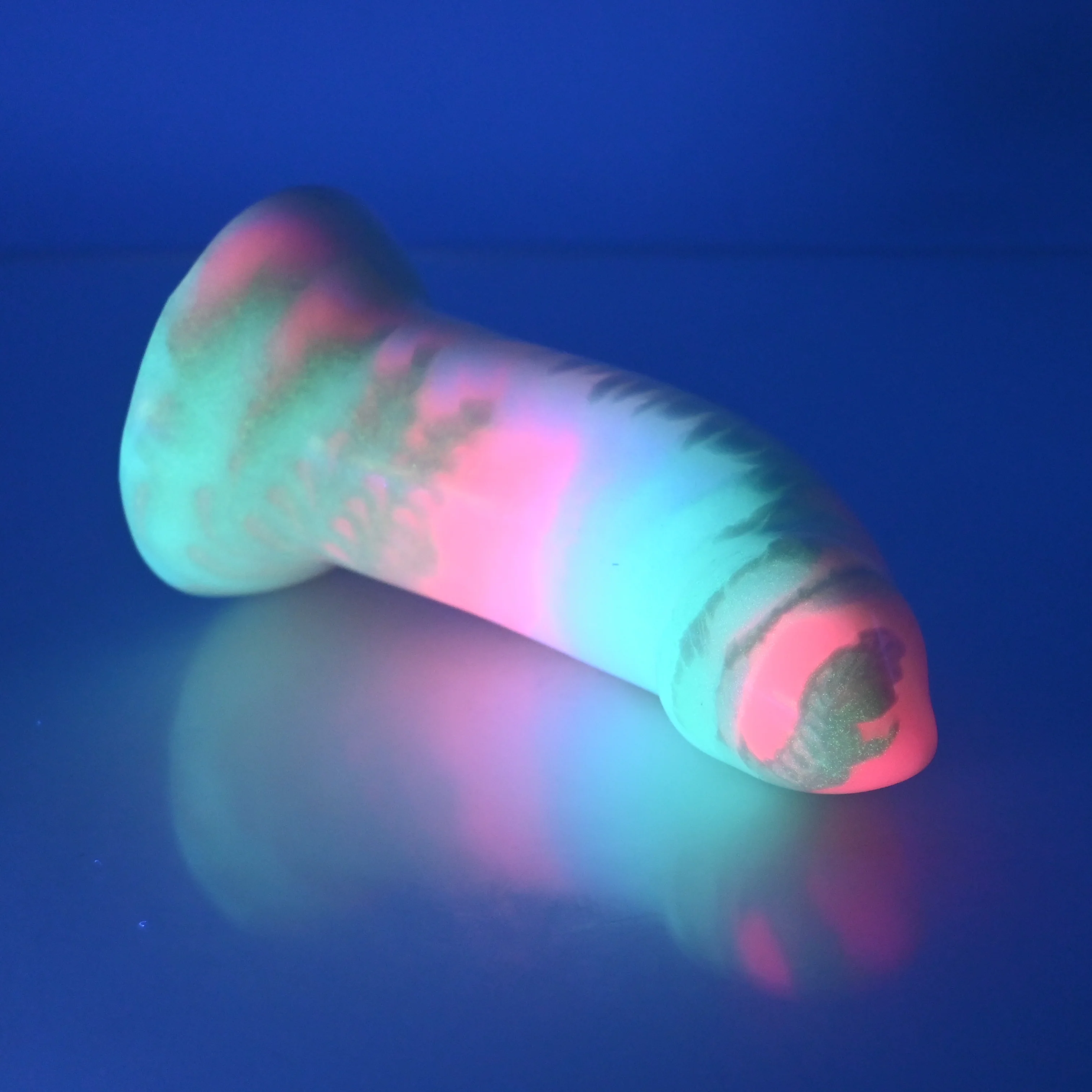 E2MCX41 Everyday Goblin 0050 UV GITD - Image 4