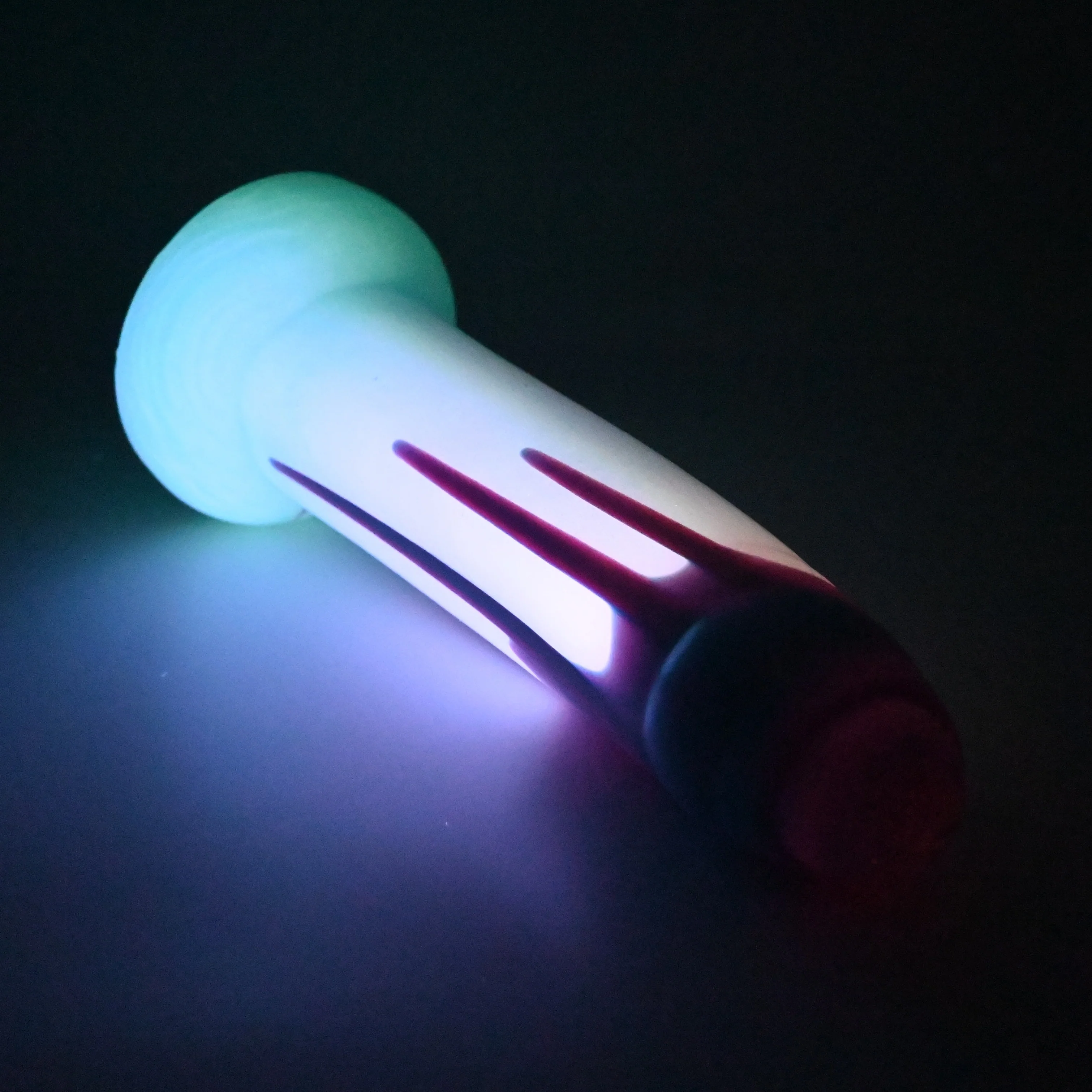 M4MGT75^ Ferrus Large 0050 UV GITD GHPA - Image 4