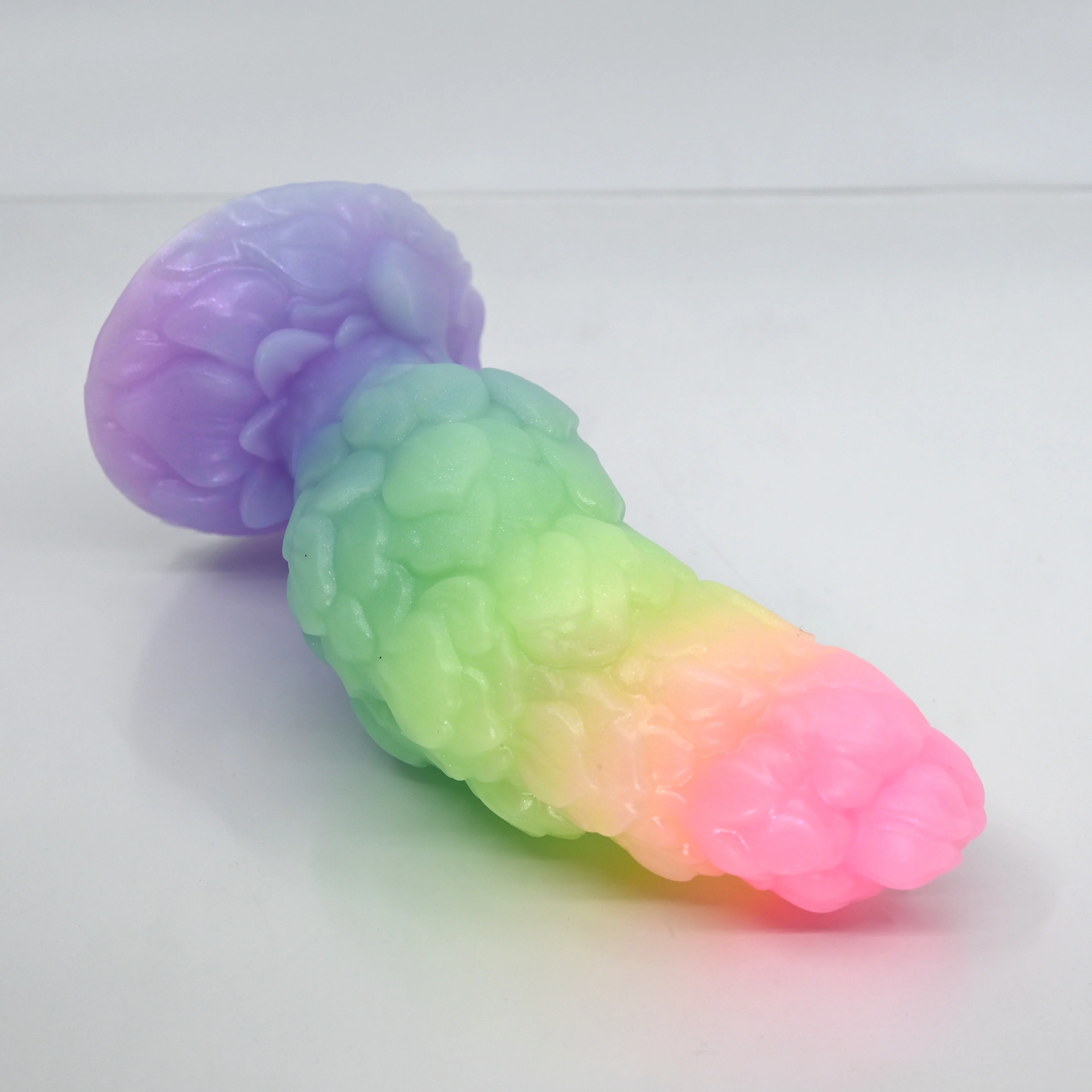 B2MFA01 Flora Small 0050 UV GITD