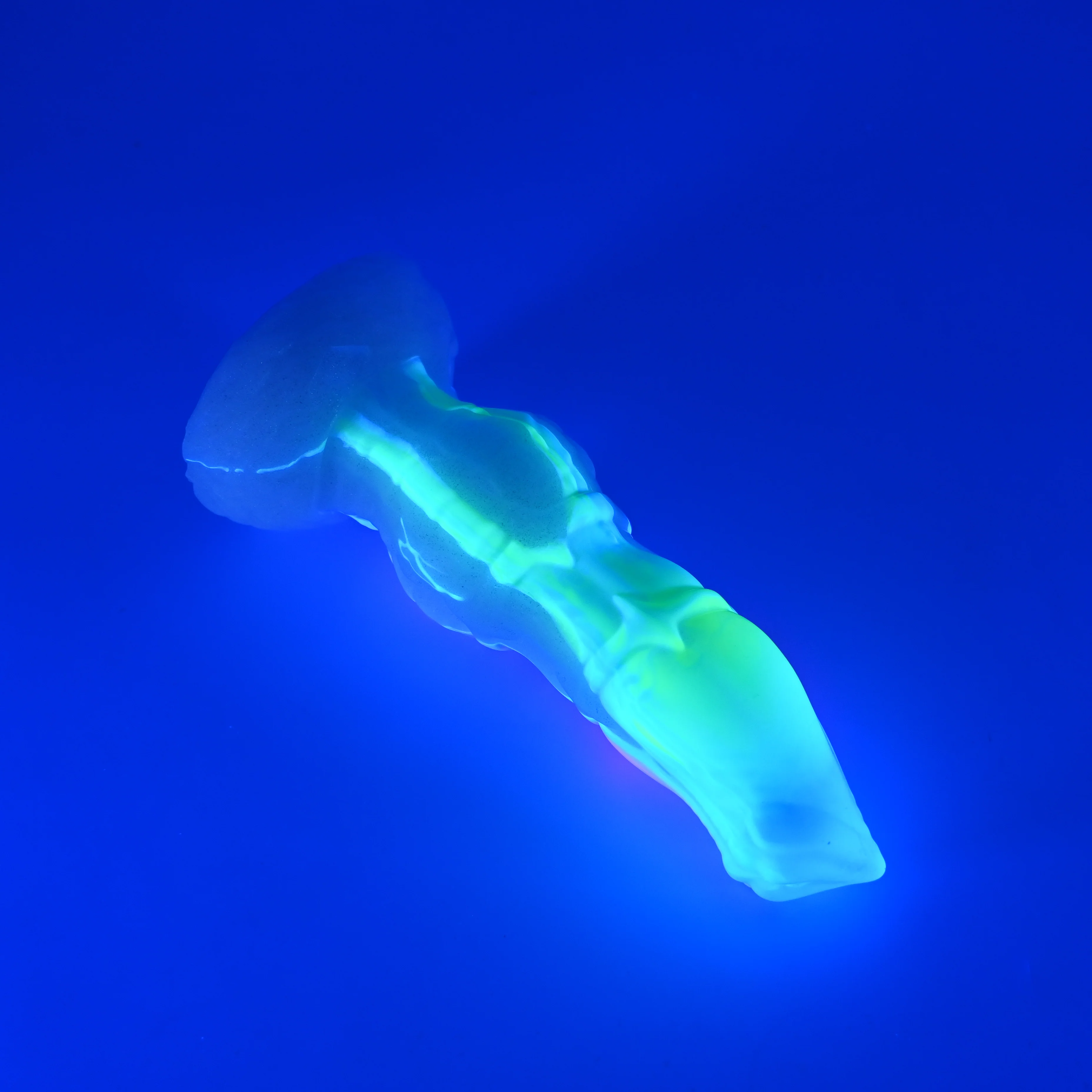 62MHR67 Hellion Small 0050 UV GITD - Image 3