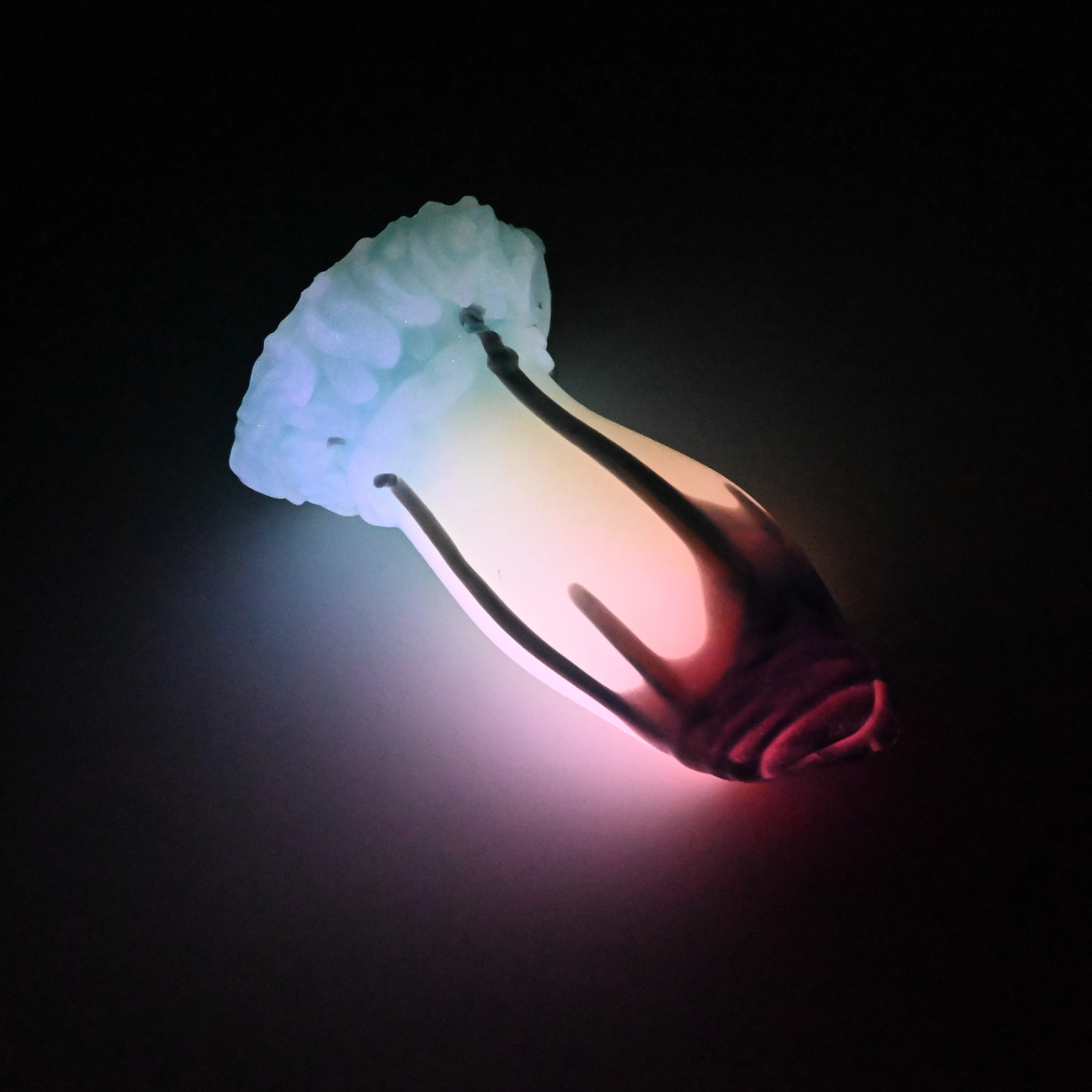 82SJU00 Hue Small 0030 UV GITD - Image 4