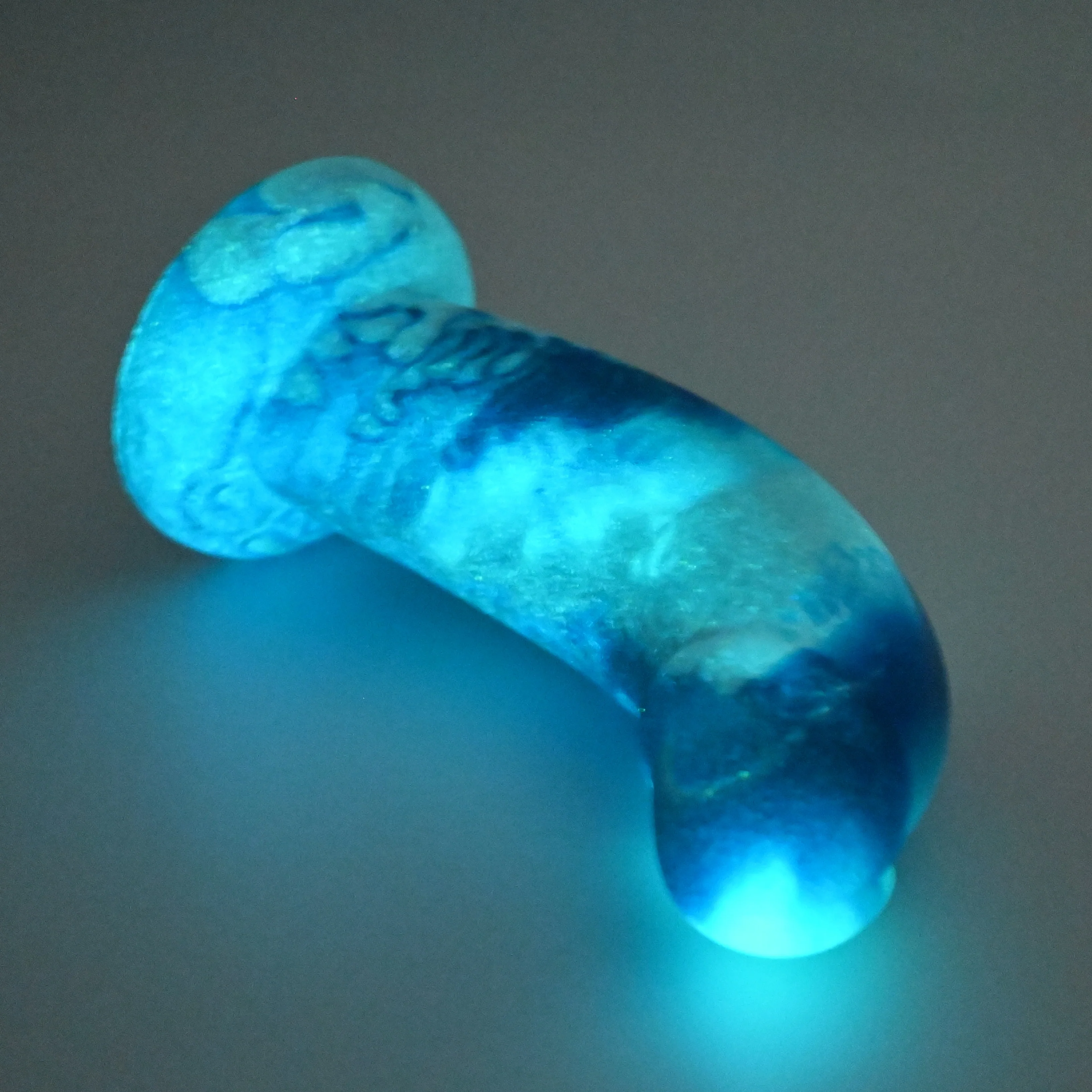G2MGG84 Ignis Small 0050 UV GITD - Image 4