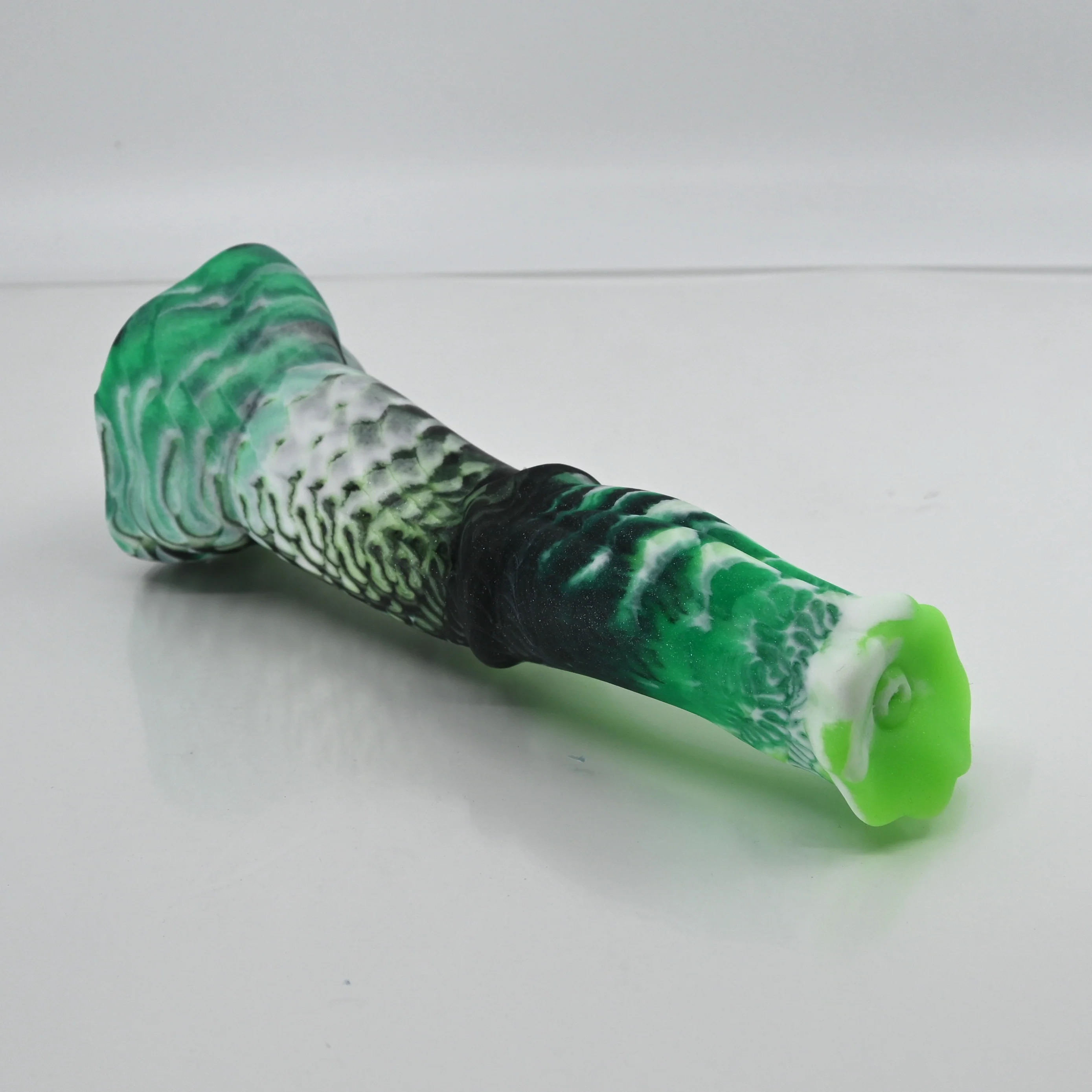 K2MCF26 Kitalpha Small 0050 UV GITD