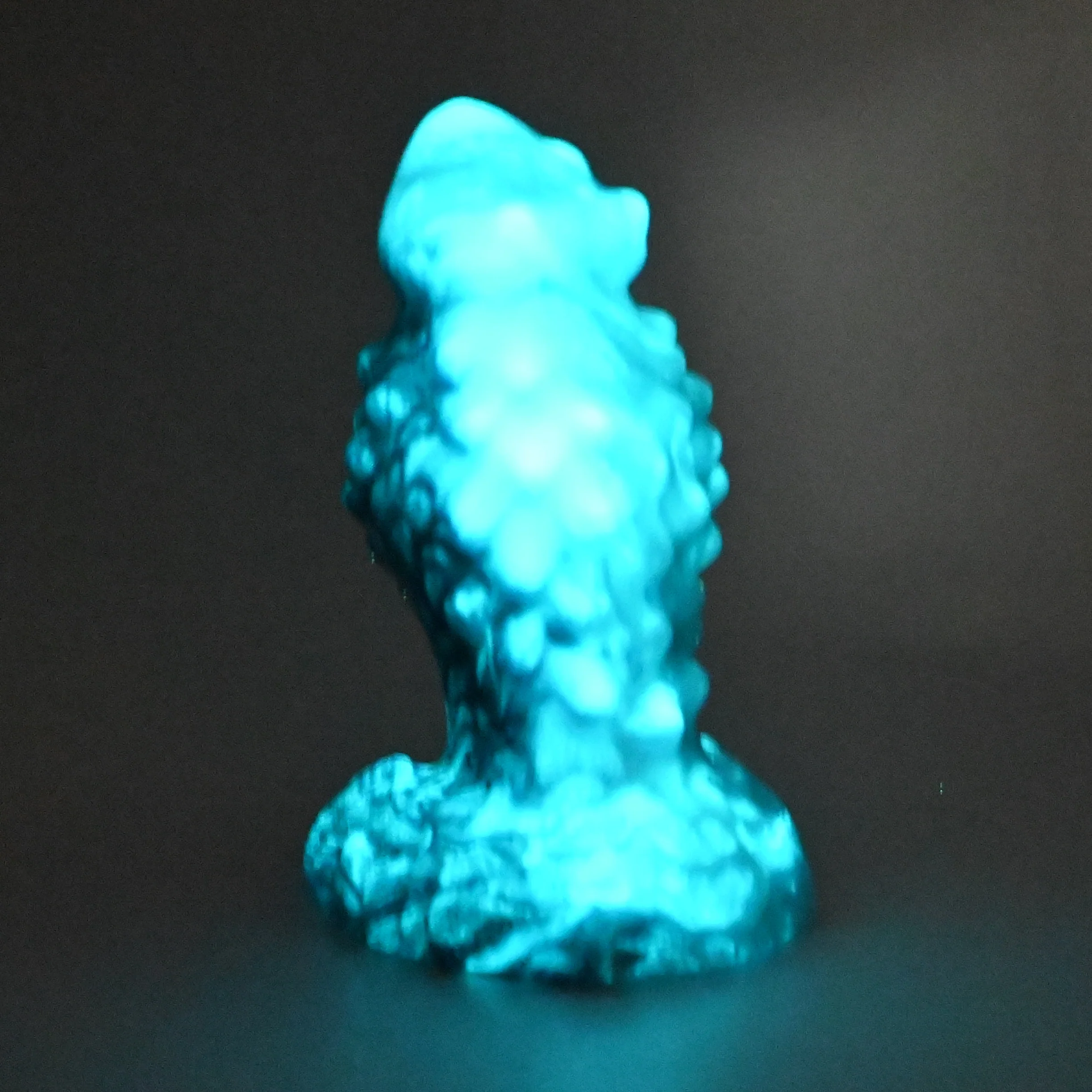 M2MAW74 Mars Small Medium GITD - Image 3