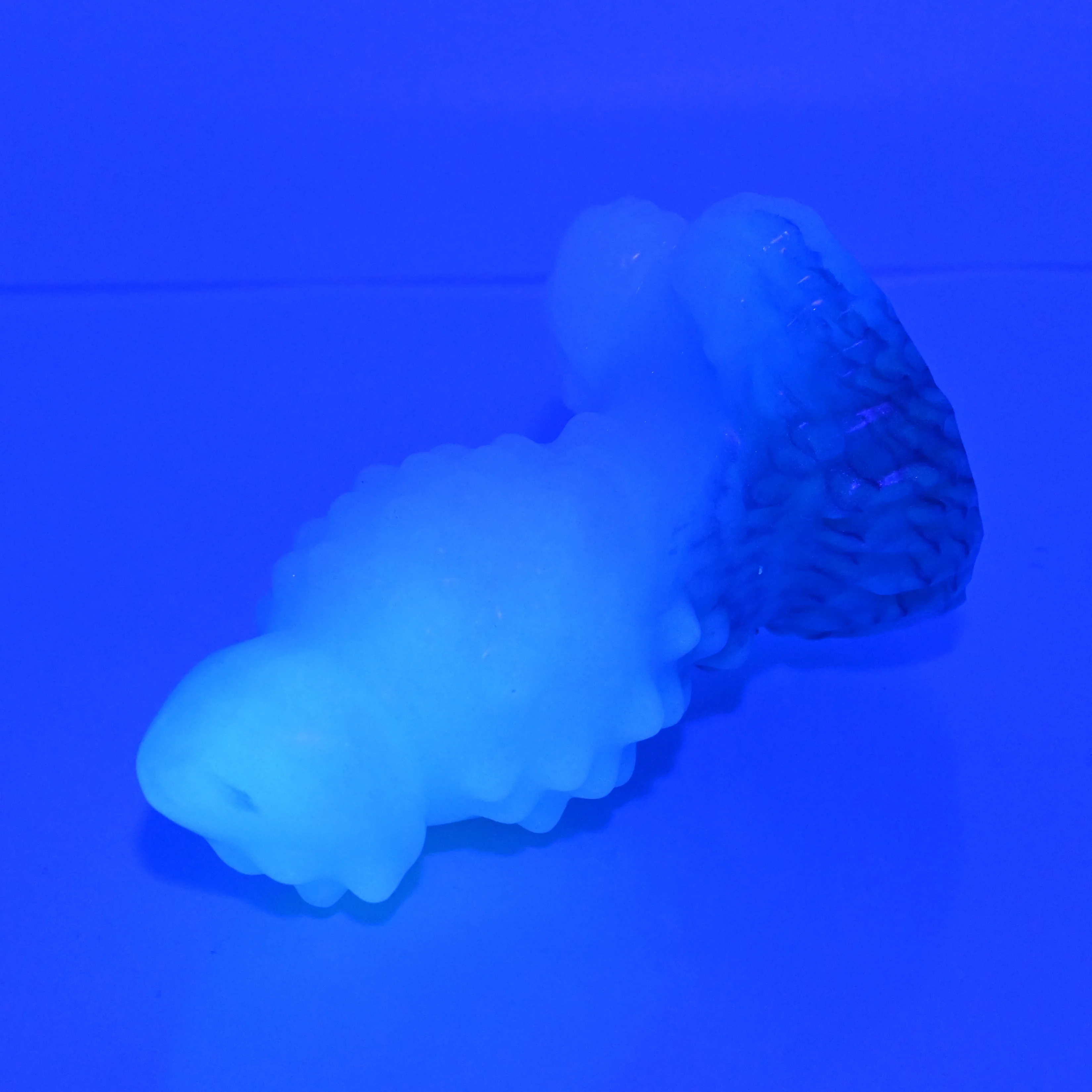 M2MAX84 Mars Small Medium UV GITD - Image 3