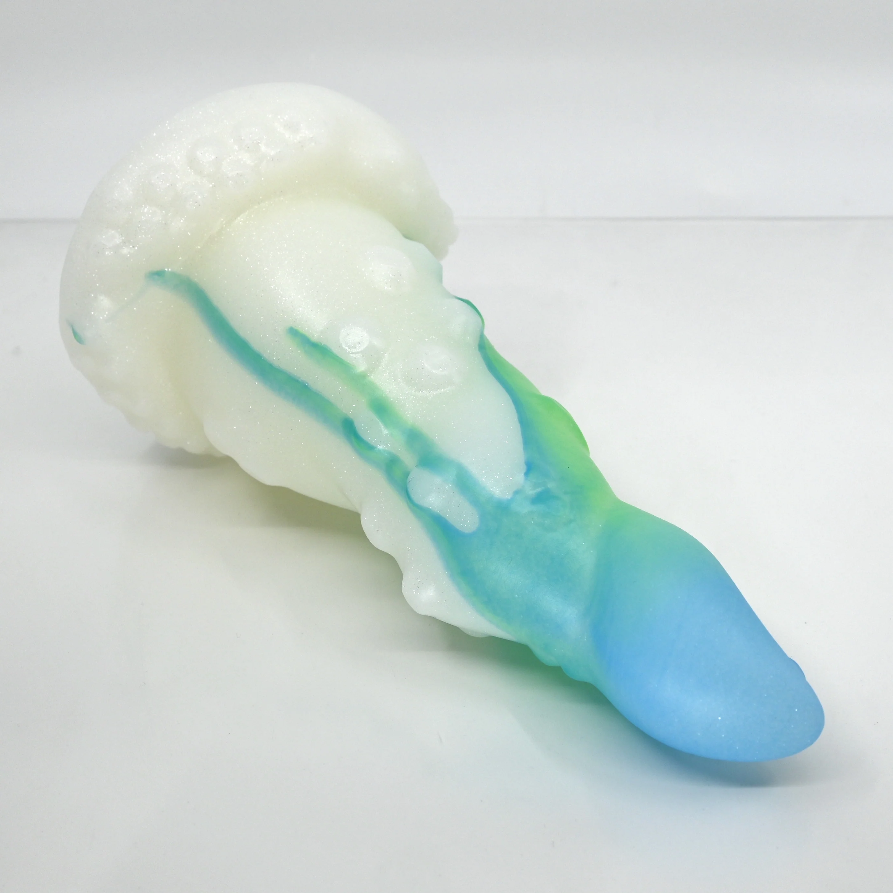 N3SFH79 Nereid Medium 0030 UV GITD