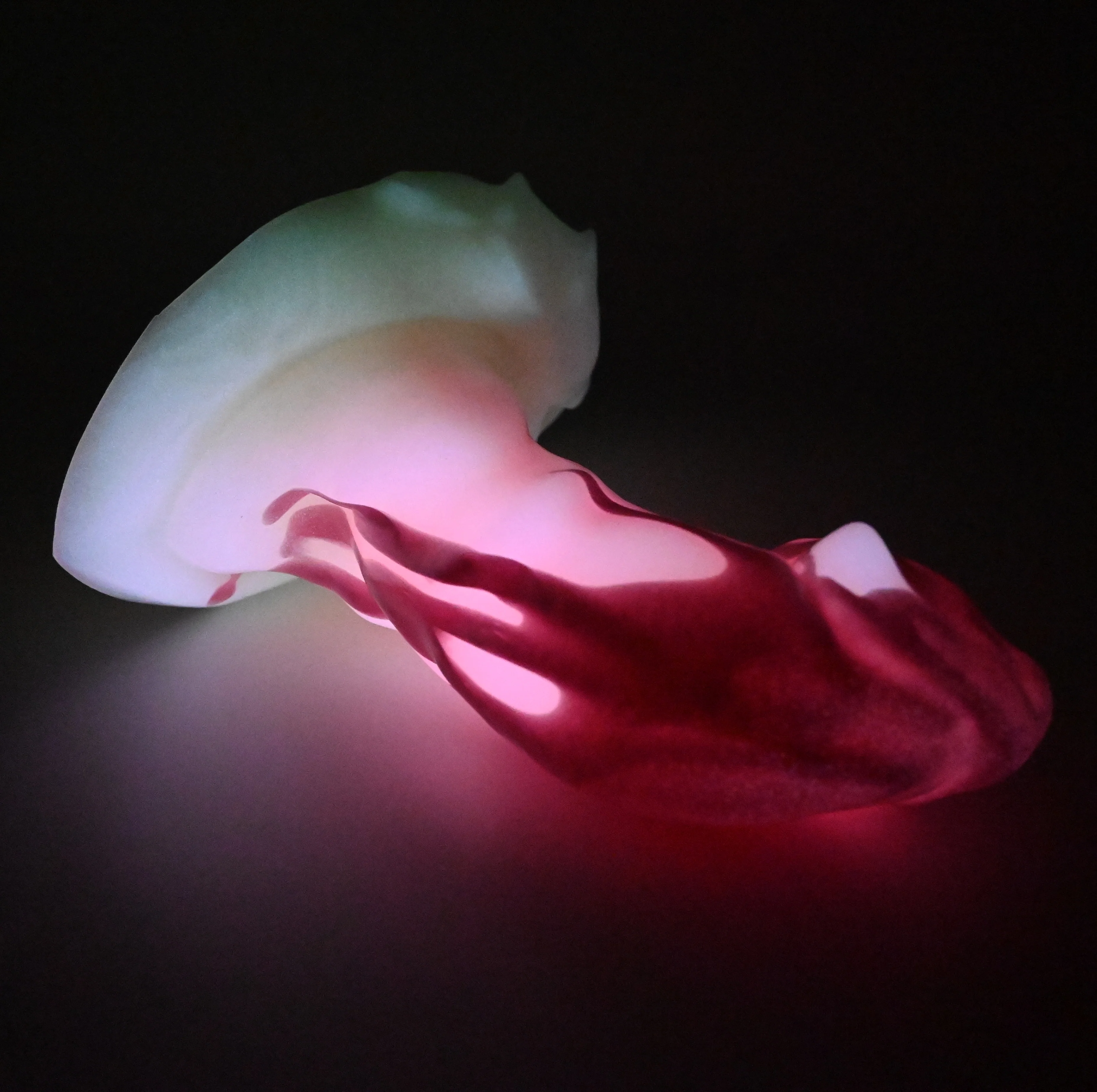 R4SFT04 Oberon Large 0030 UV GITD - Image 4