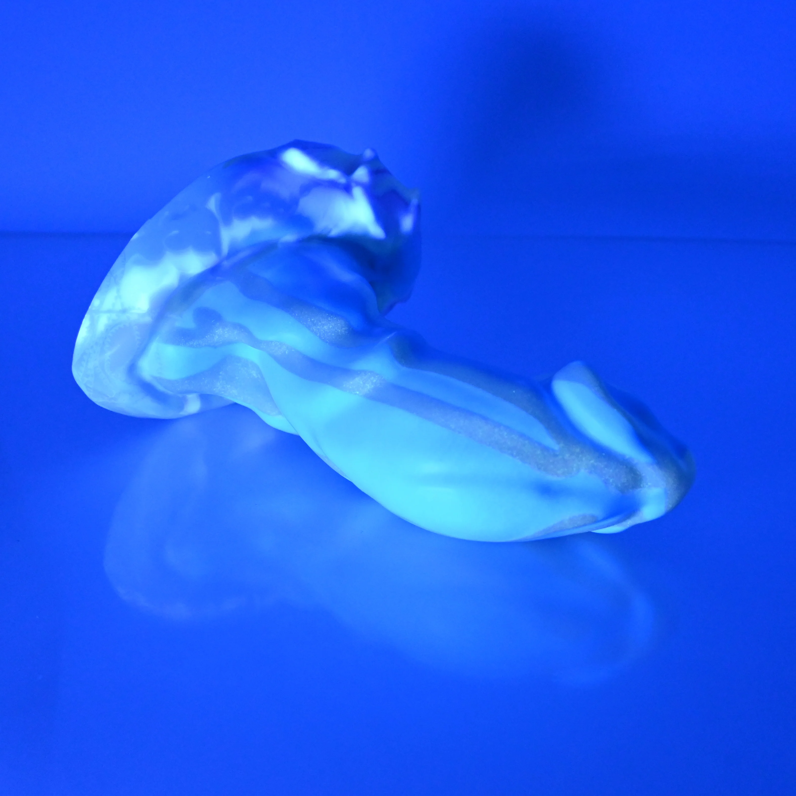 R3SCN83 Oberon Medium 0030 UV GITD - Image 3